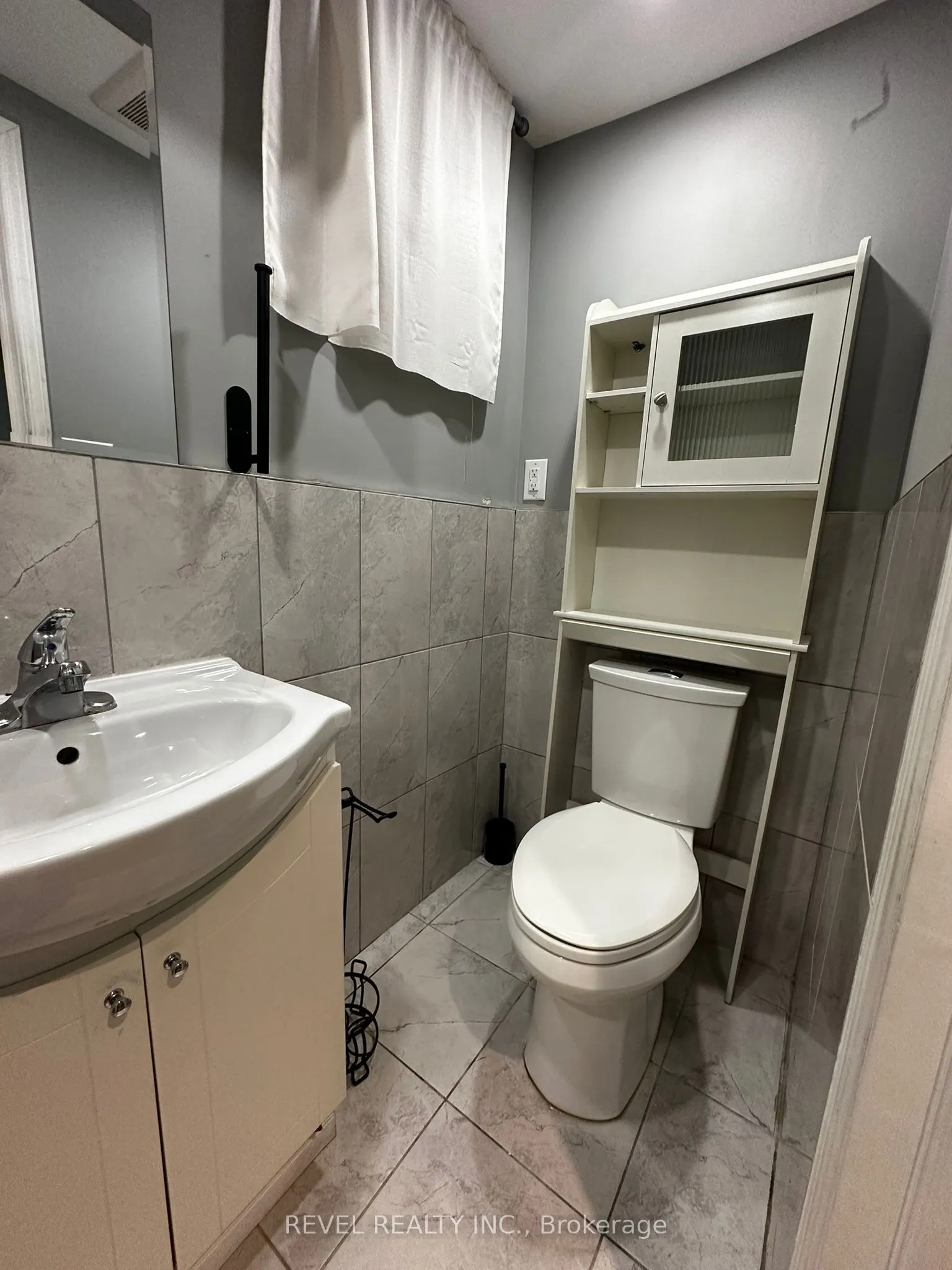 81 Dombey Road, #Basement