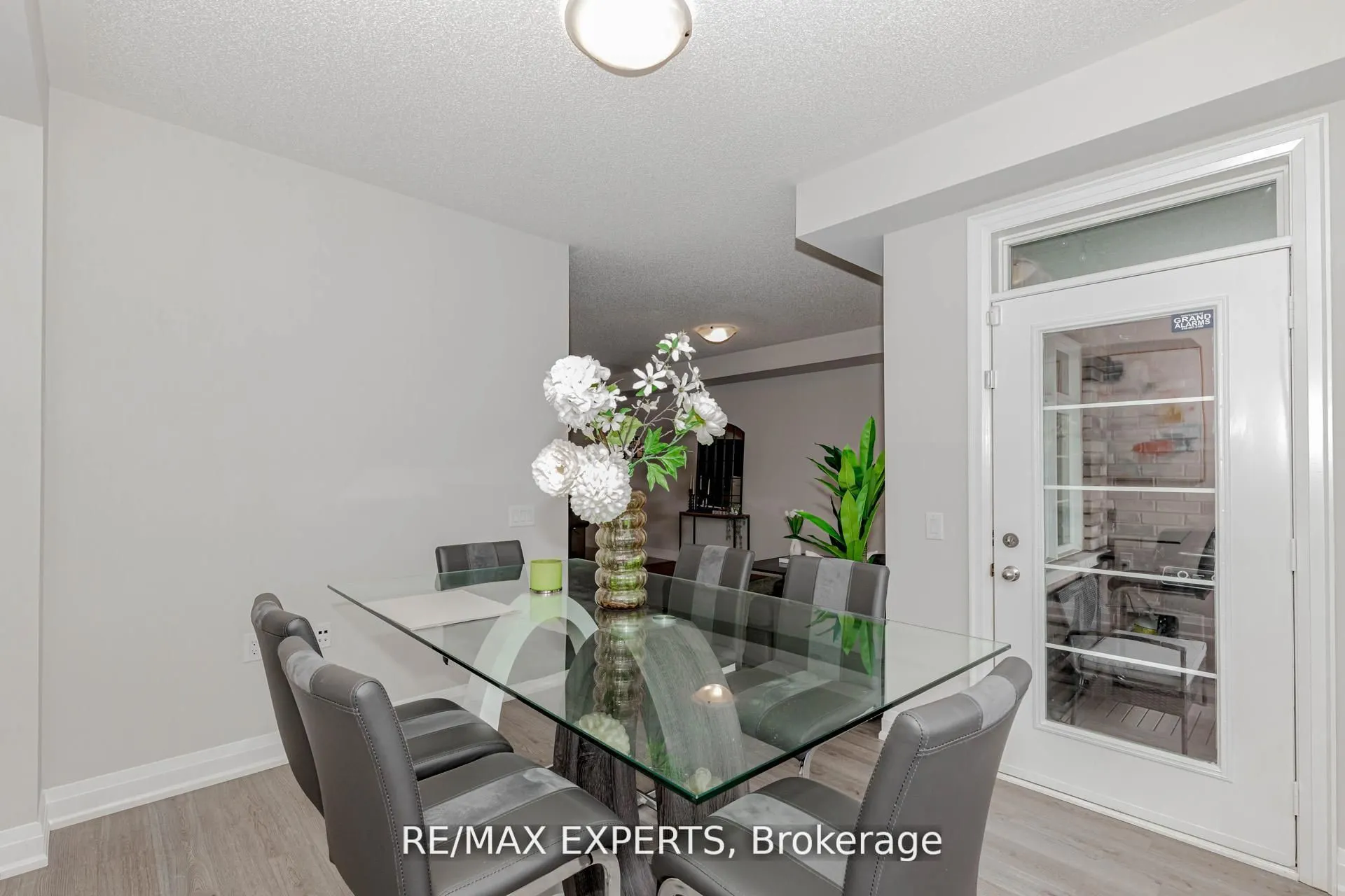 92 Deer Ridge Trail