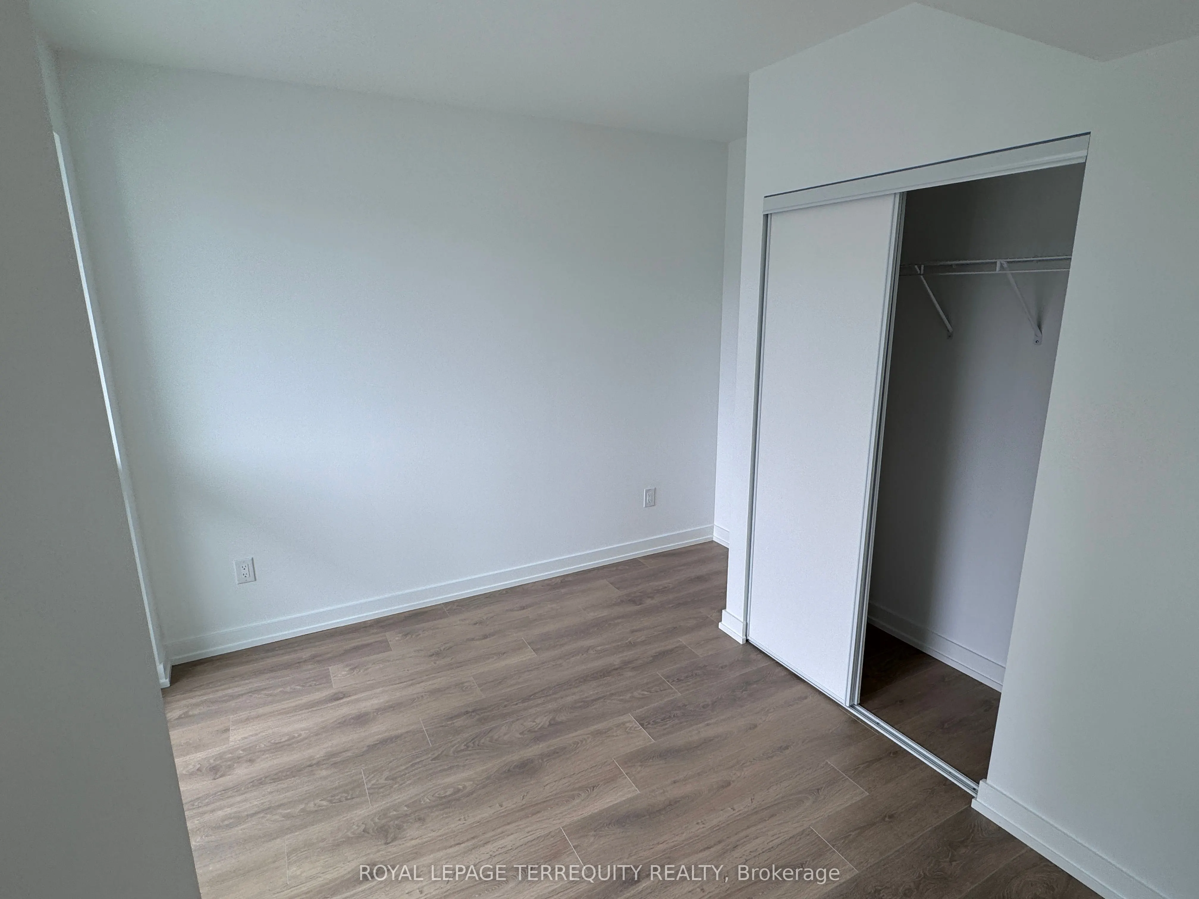 1100 Sheppard Avenue W, #1009