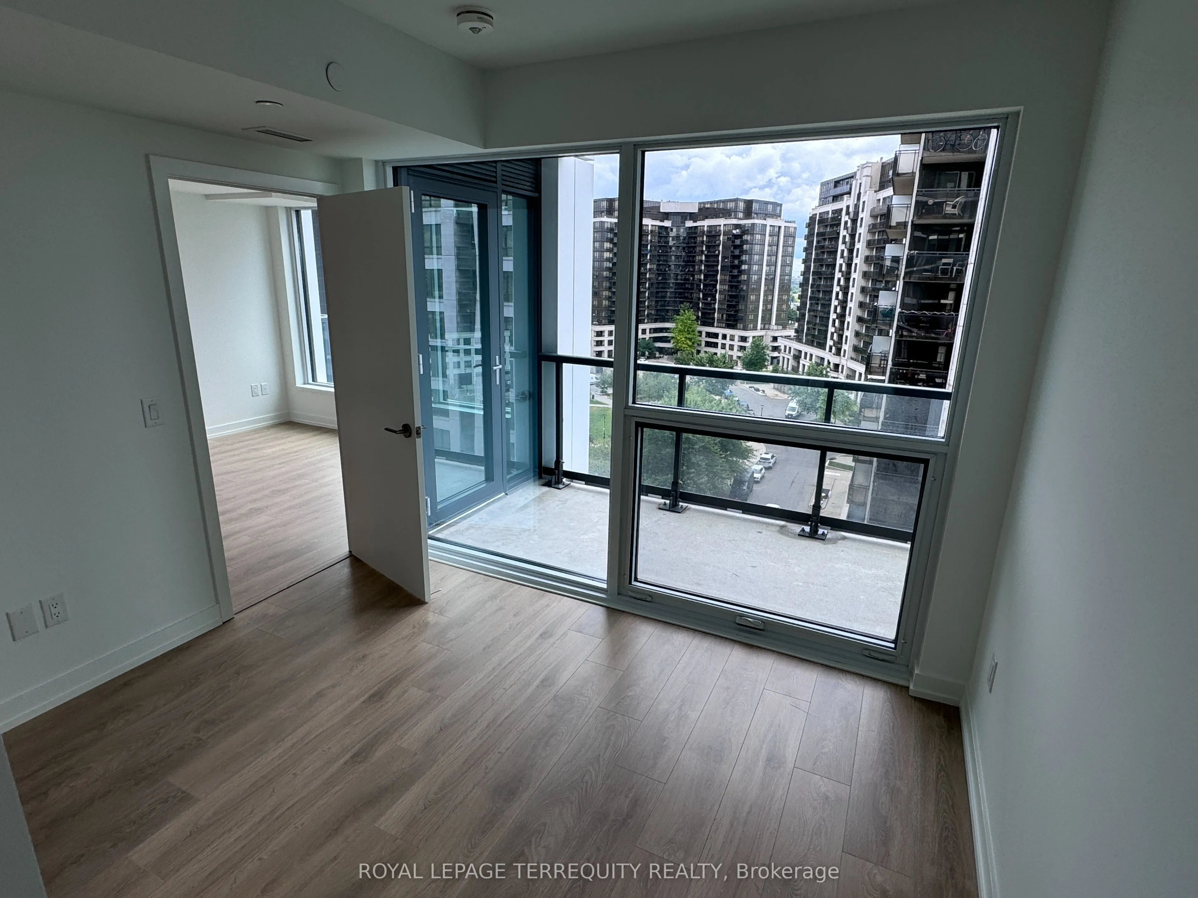 1100 Sheppard Avenue W, #1009