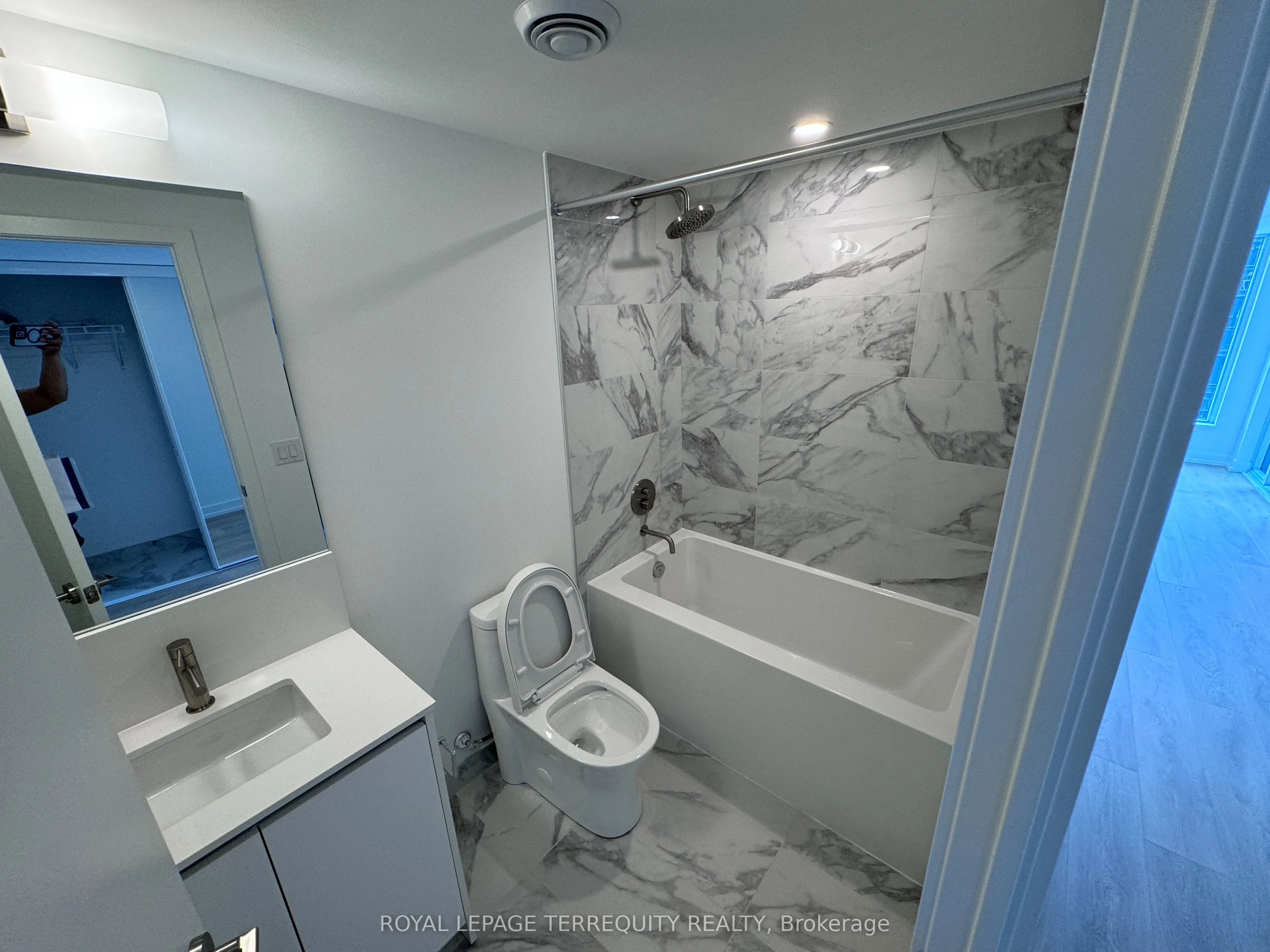 1100 Sheppard Avenue W, #1009