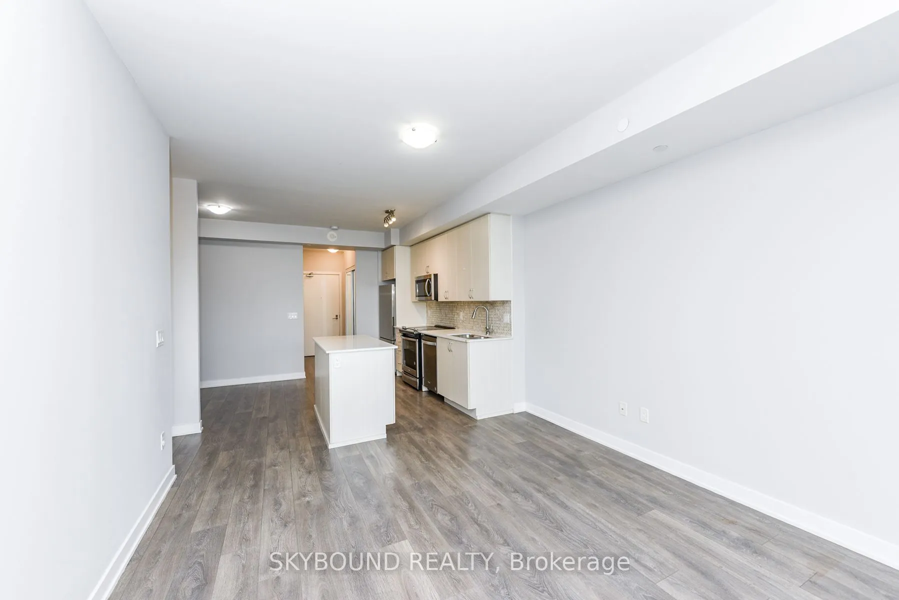 4655 Glen Erin Drive, #210