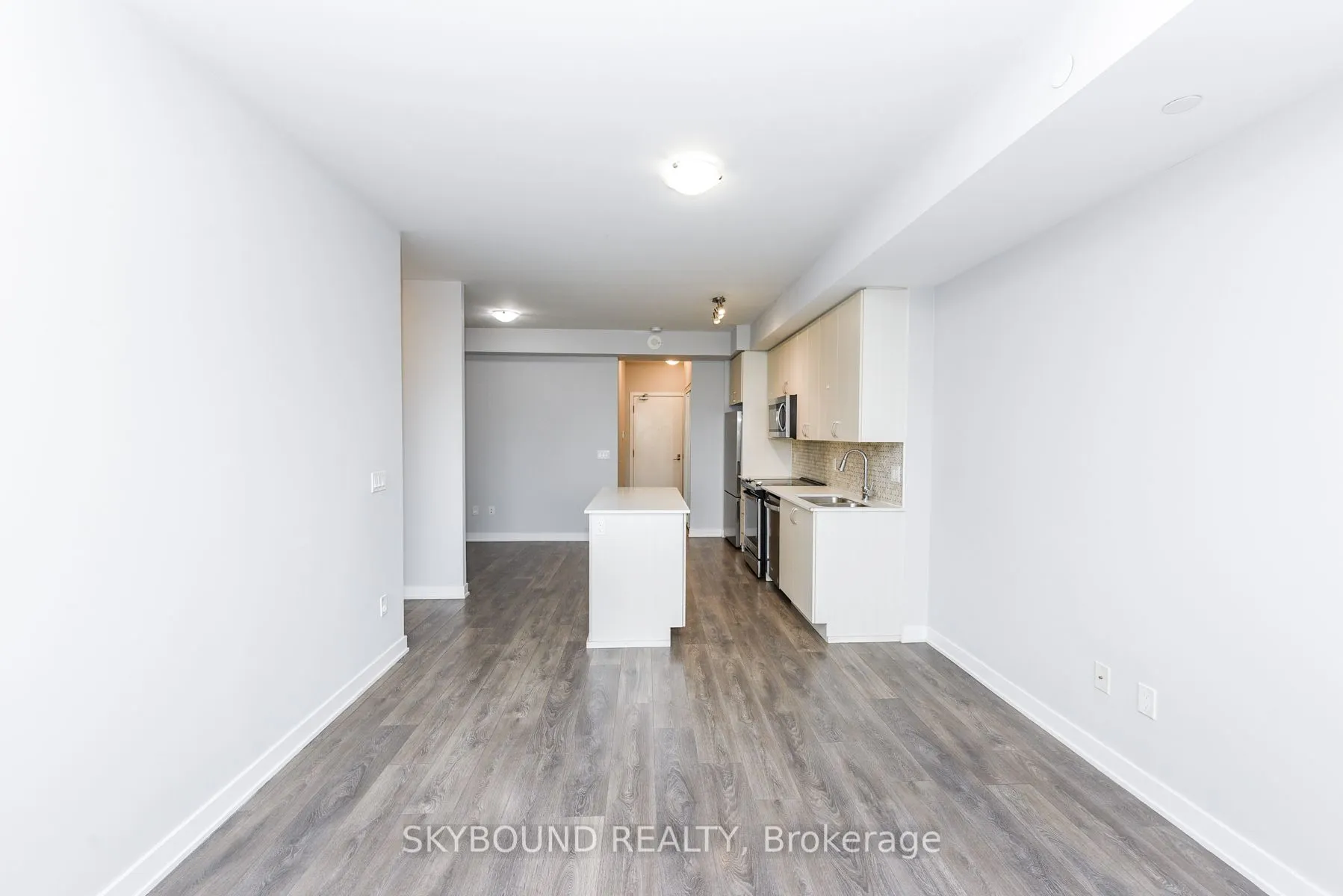 4655 Glen Erin Drive, #210