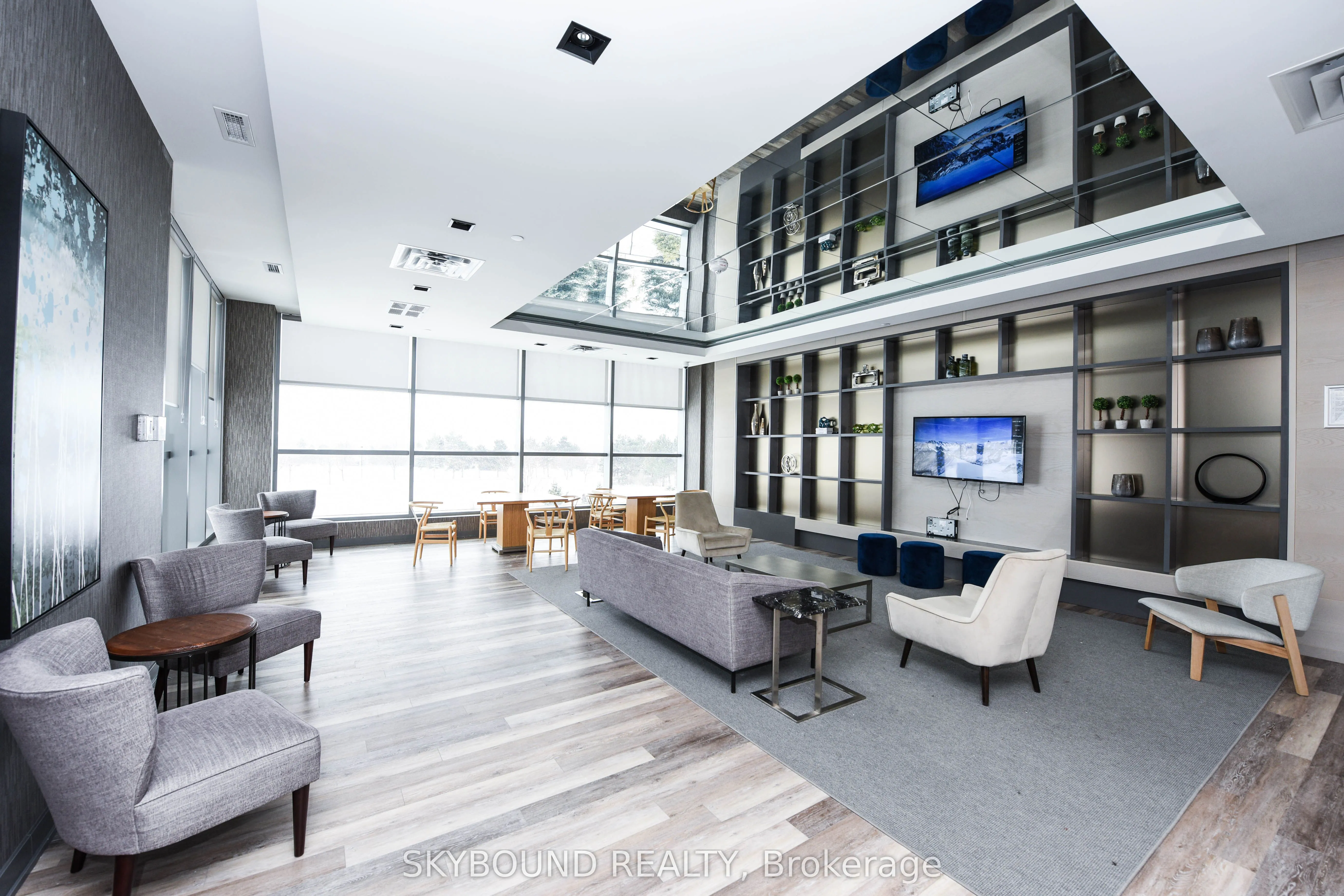 4655 Glen Erin Drive, #210