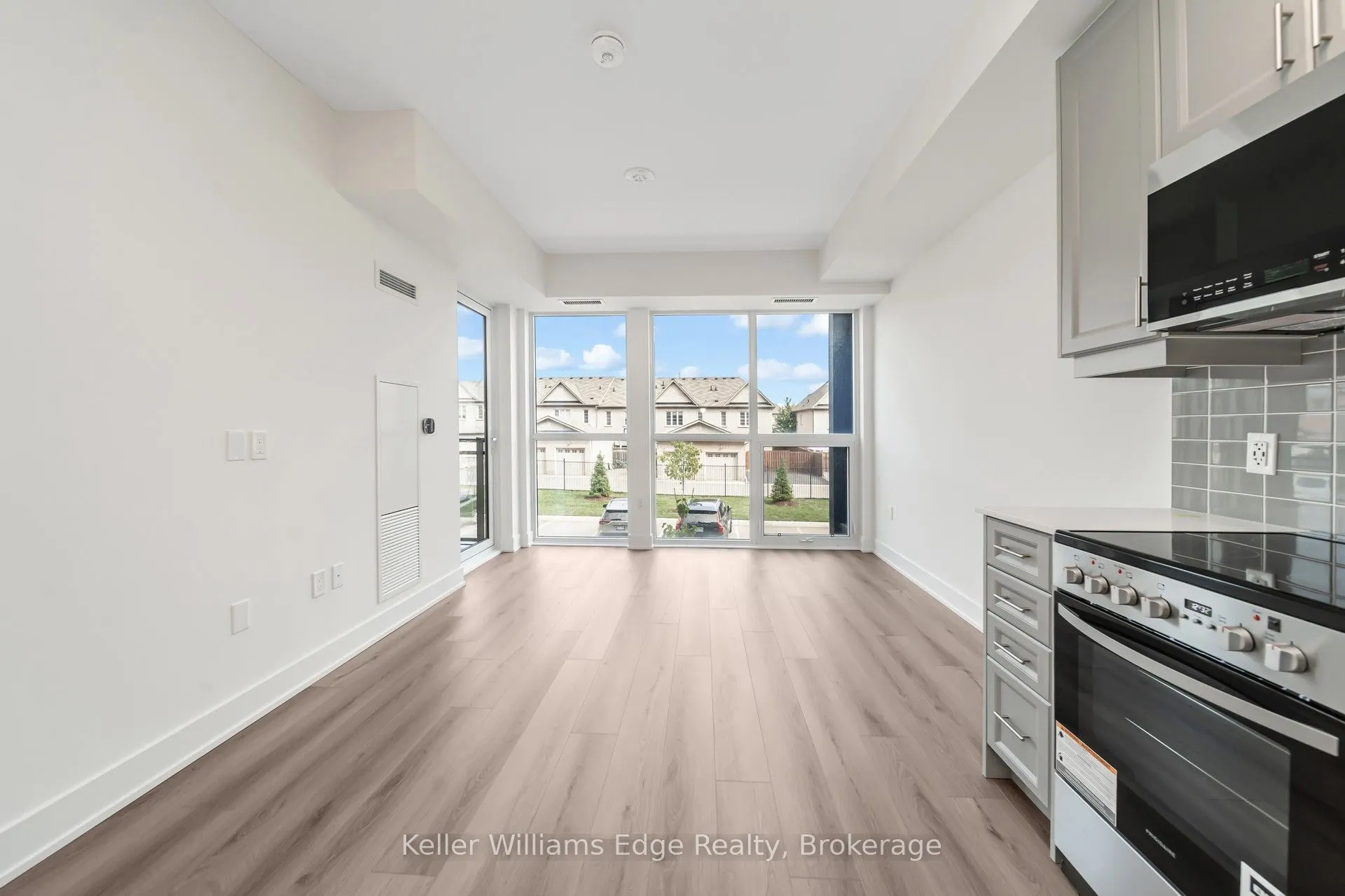 2343 Khalsa Gate, #223