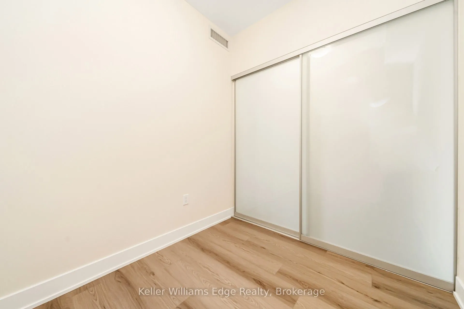 2343 Khalsa Gate, #223