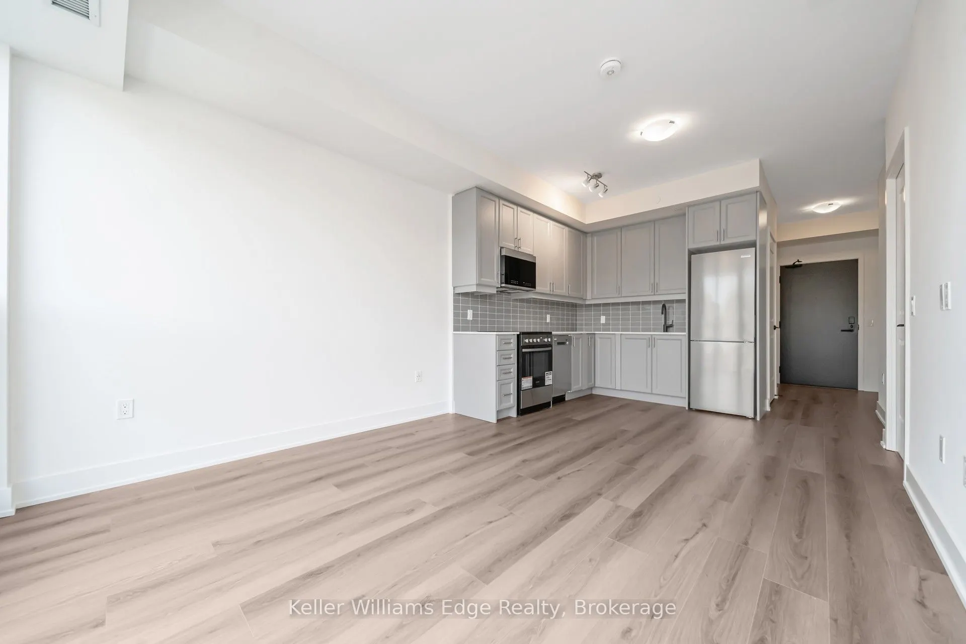 2343 Khalsa Gate, #223