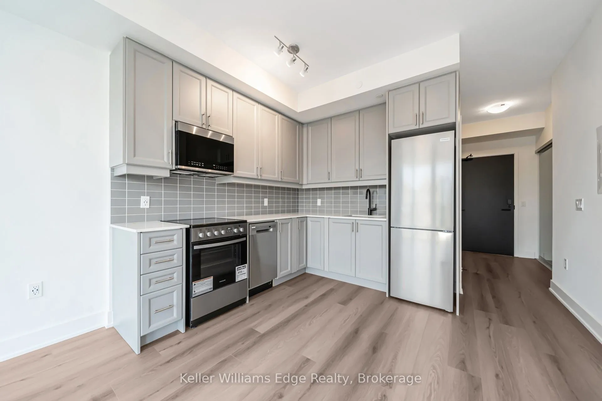 2343 Khalsa Gate, #223