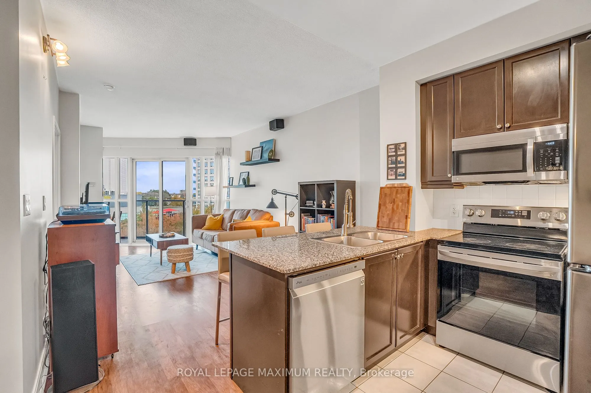 60 Absolute Avenue, #407