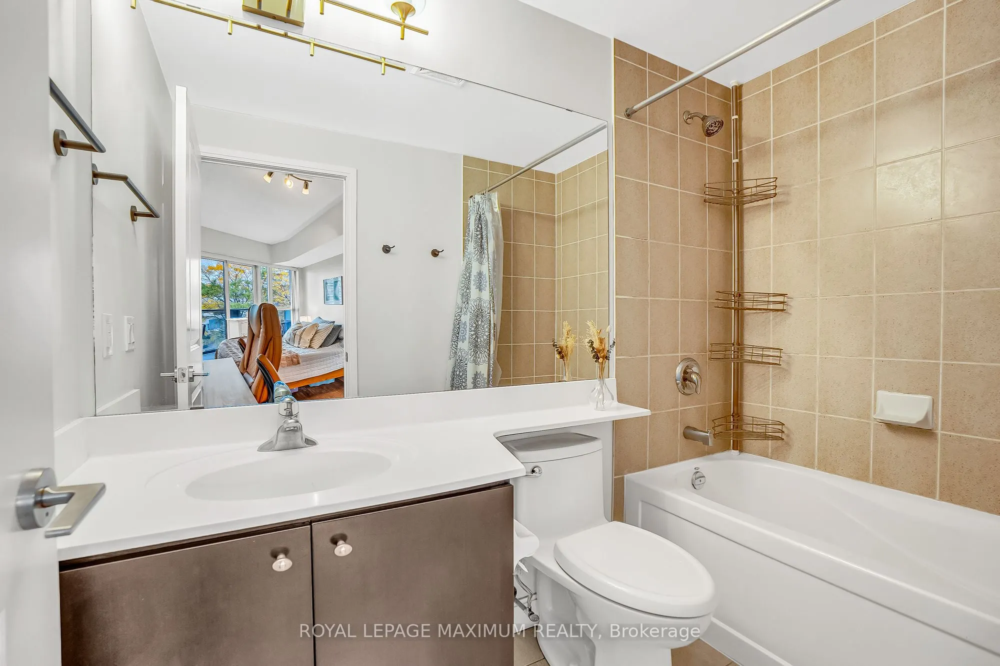 60 Absolute Avenue, #407