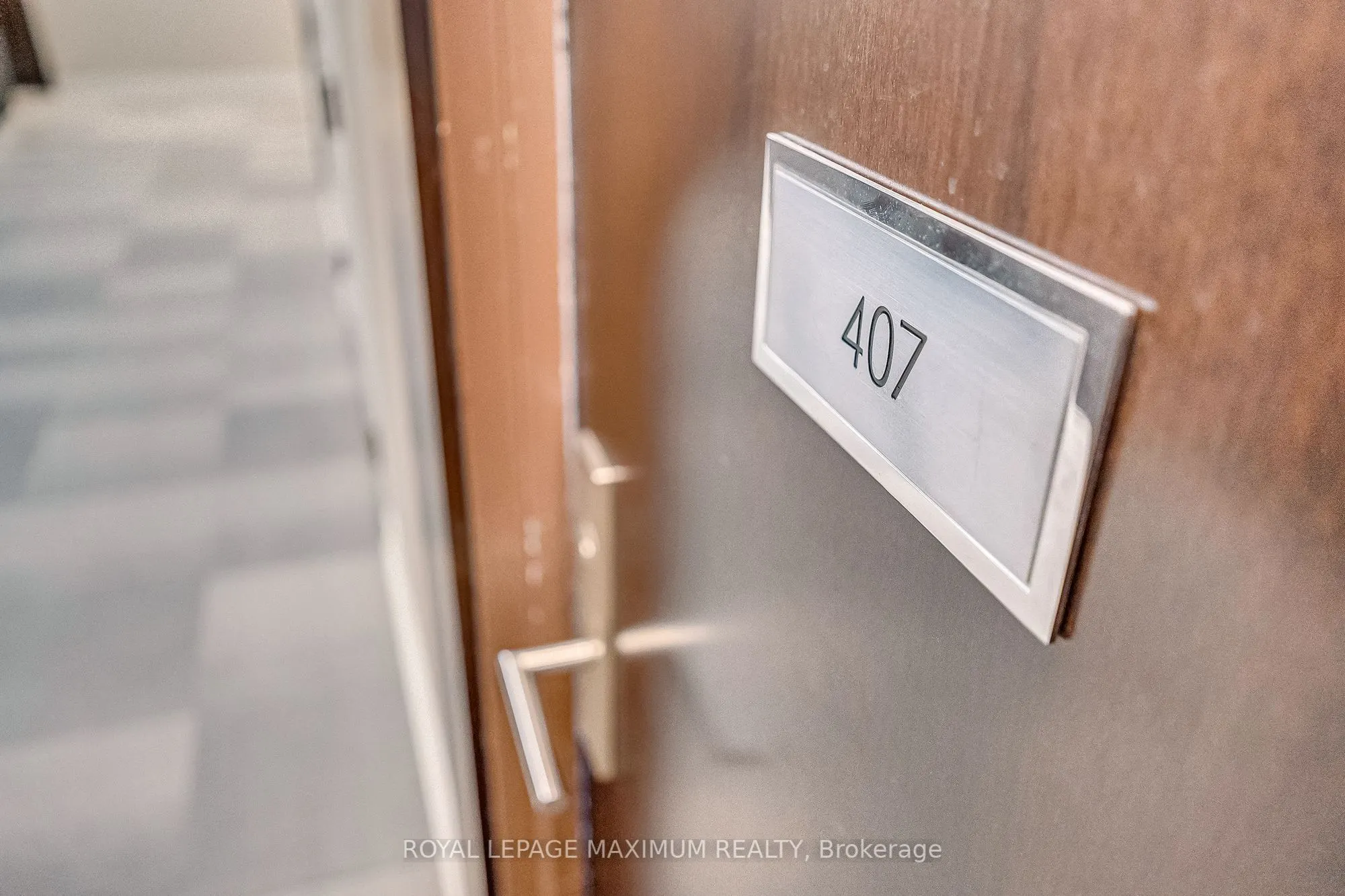 60 Absolute Avenue, #407