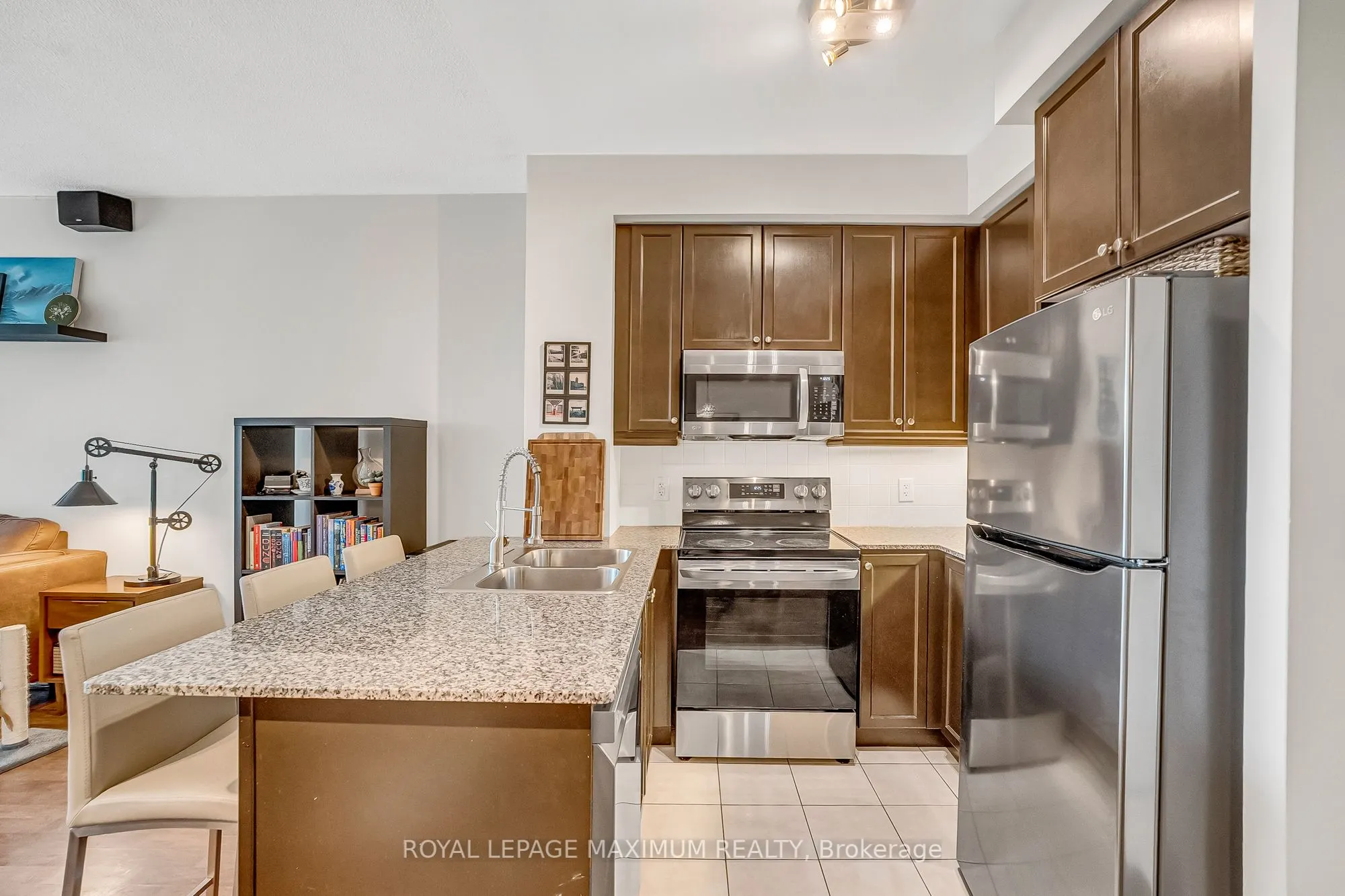 60 Absolute Avenue, #407