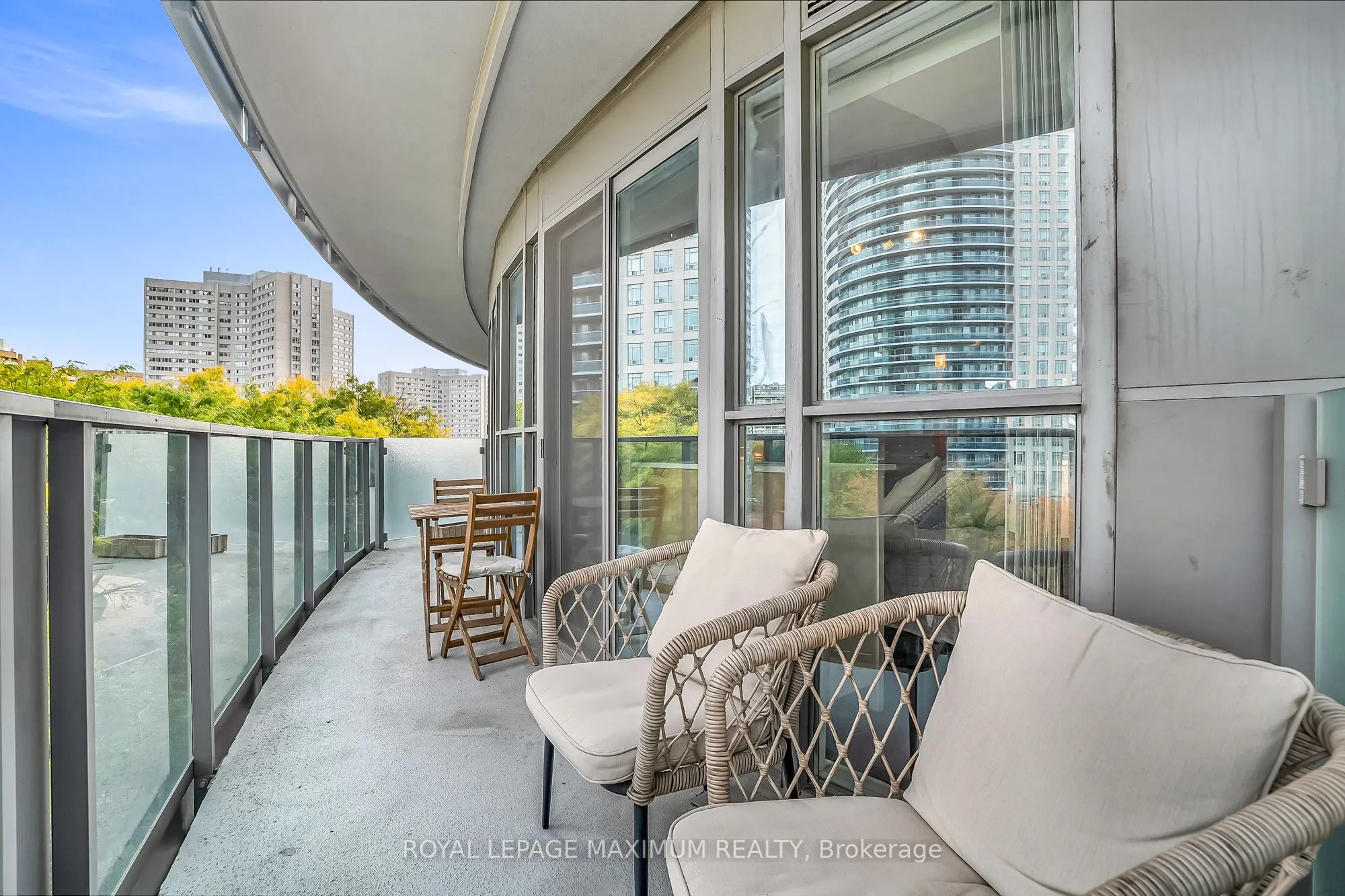 60 Absolute Avenue, #407