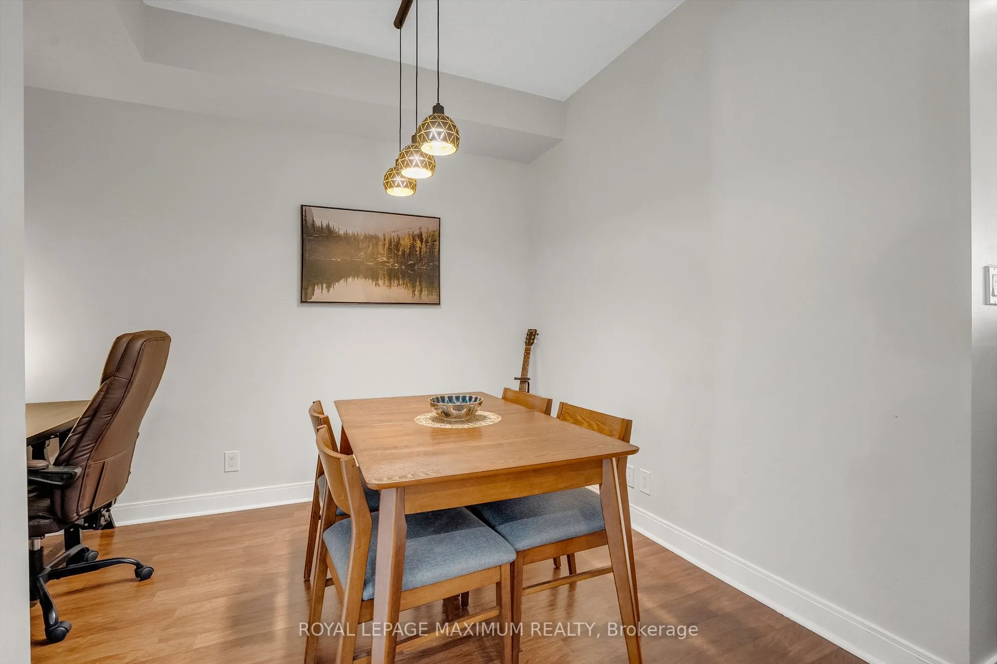 60 Absolute Avenue, #407