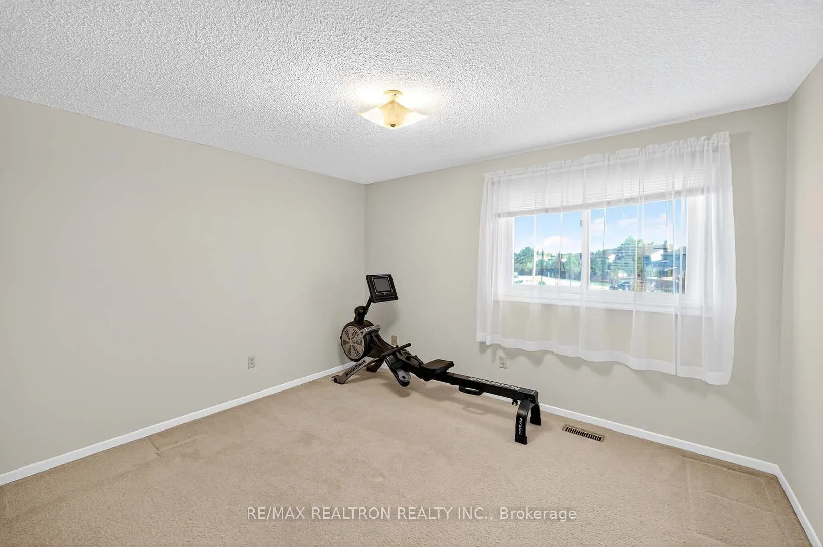 18 Newell Place