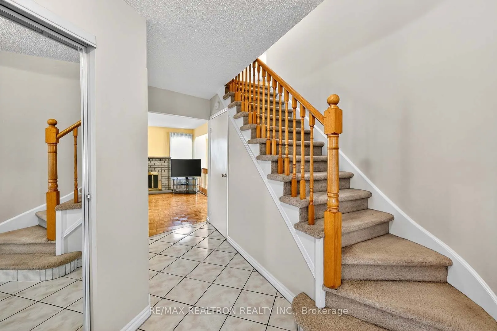 18 Newell Place