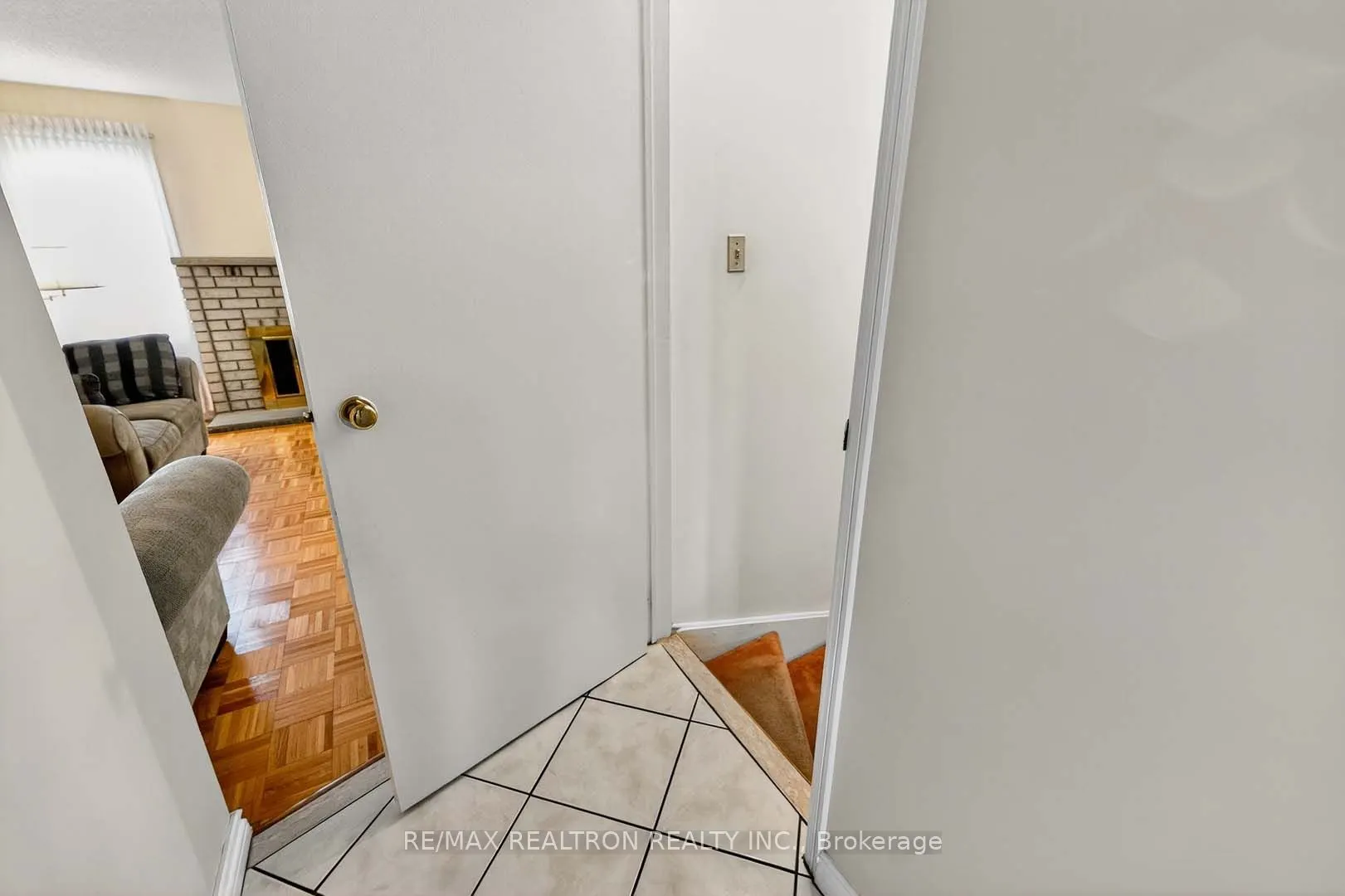 18 Newell Place