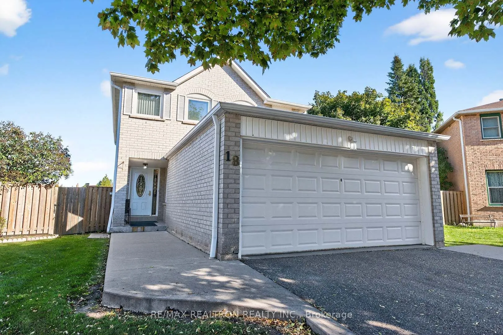 18 Newell Place