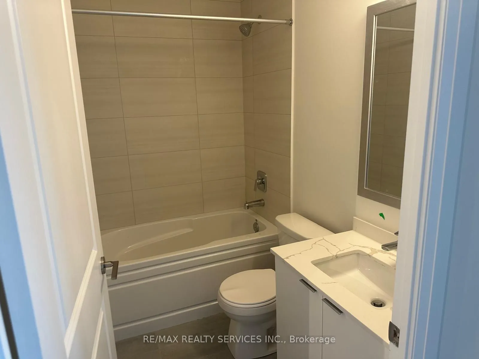 15 Watergarden Drive, #2305