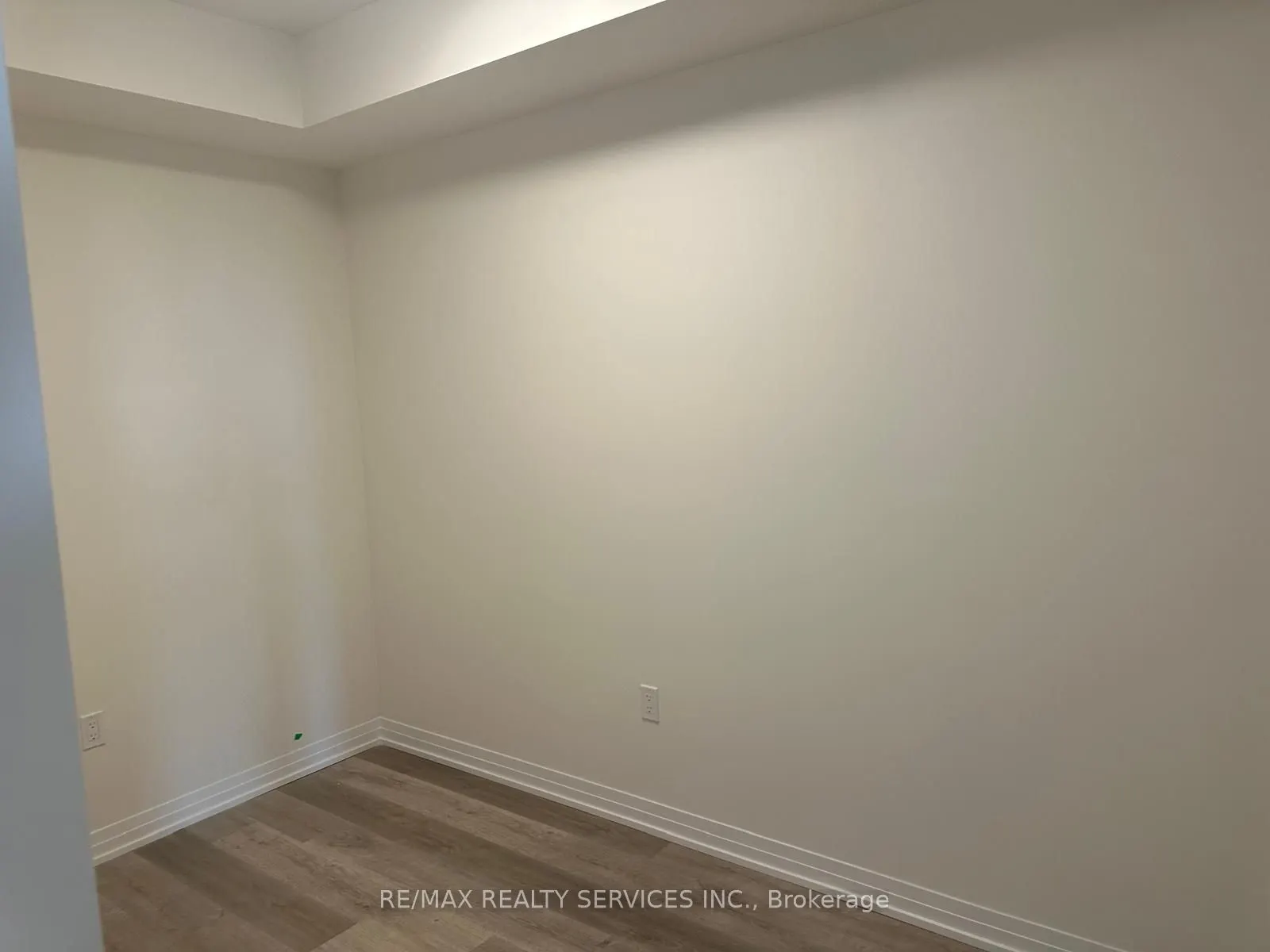 15 Watergarden Drive, #2305
