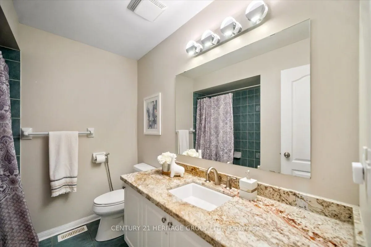 3954 Coachman Circle