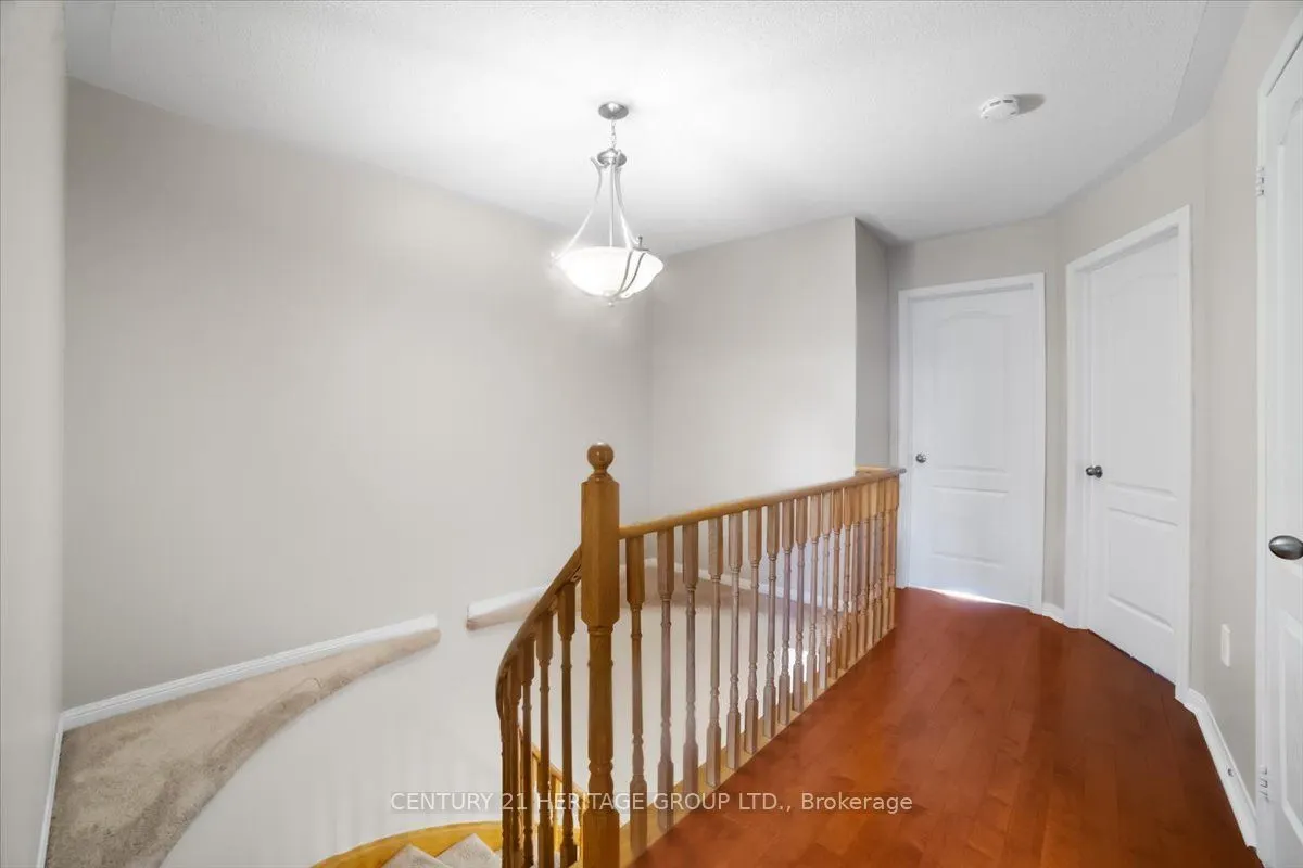3954 Coachman Circle