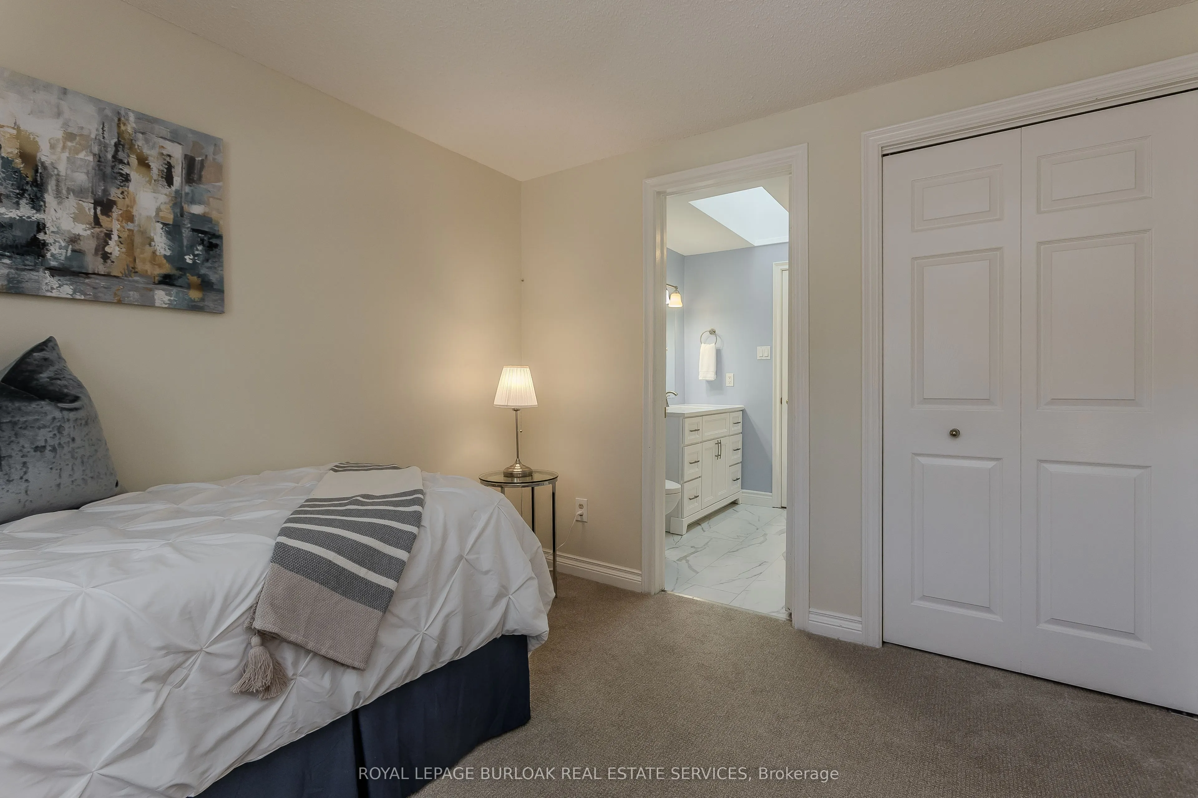 2390 Woodward Avenue, #5