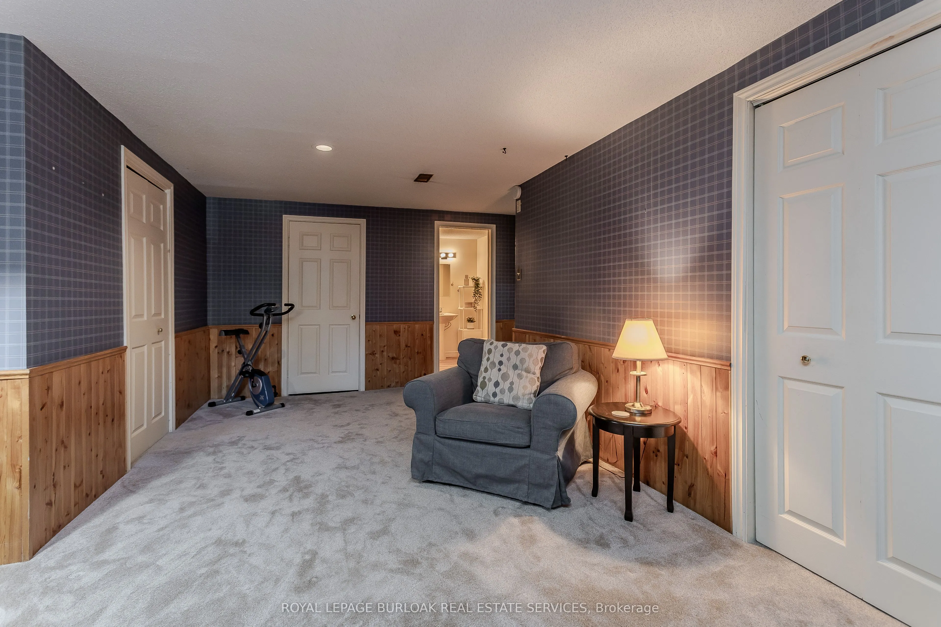 2390 Woodward Avenue, #5