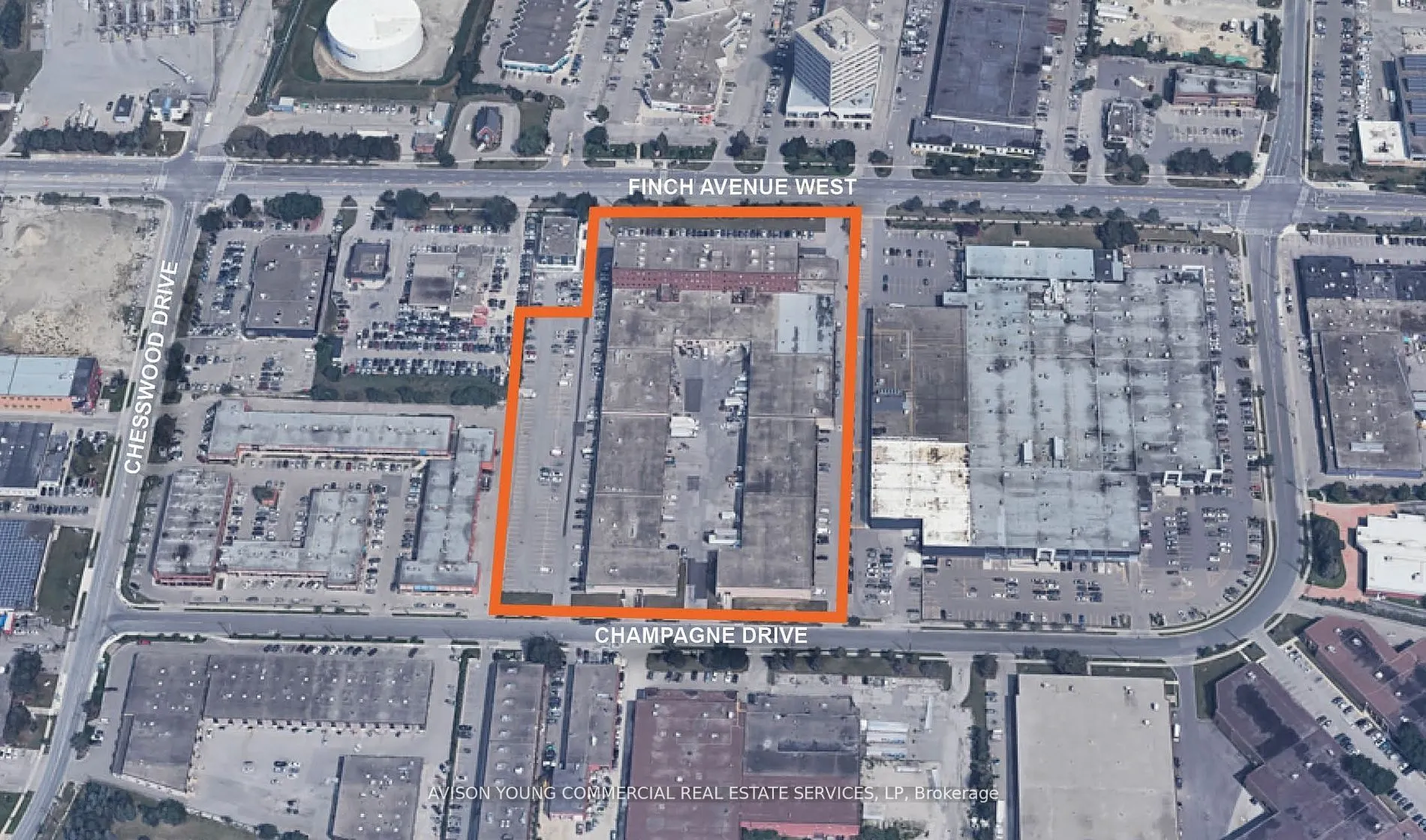 1111 Finch Avenue W, #4