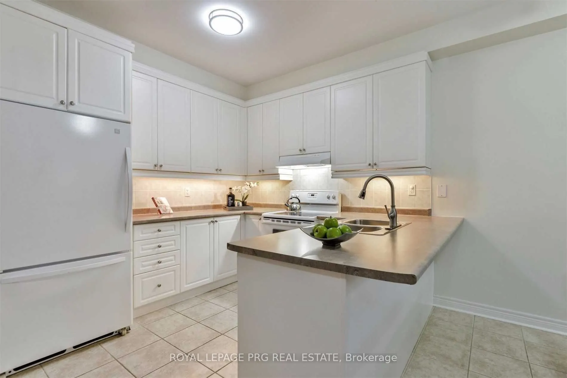112 Everingham Circle