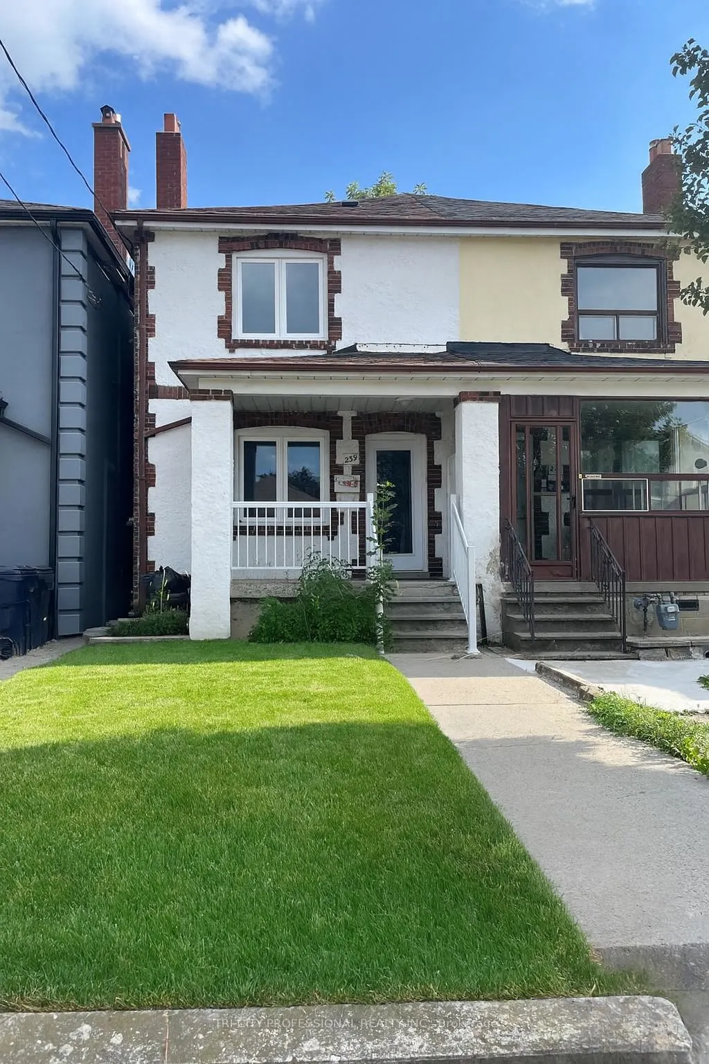 239 Dunraven Drive