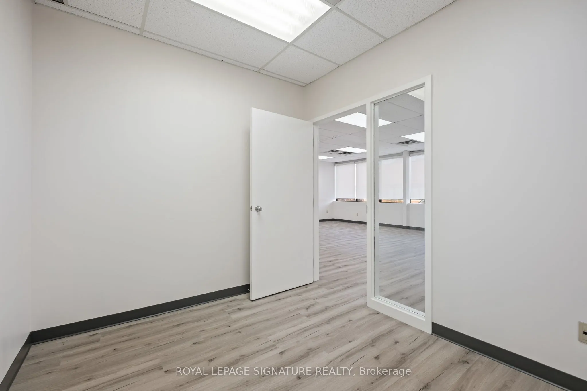 2285 Dunwin Drive, #14