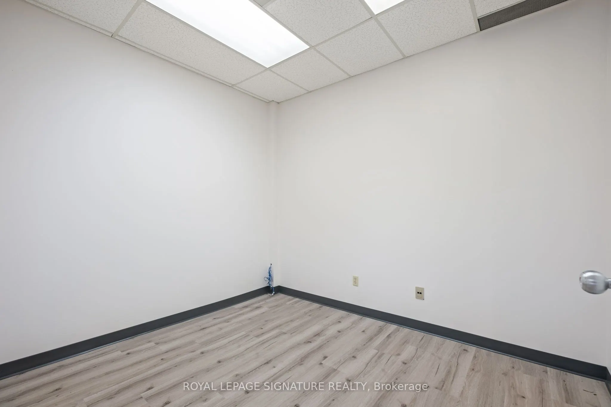 2285 Dunwin Drive, #14