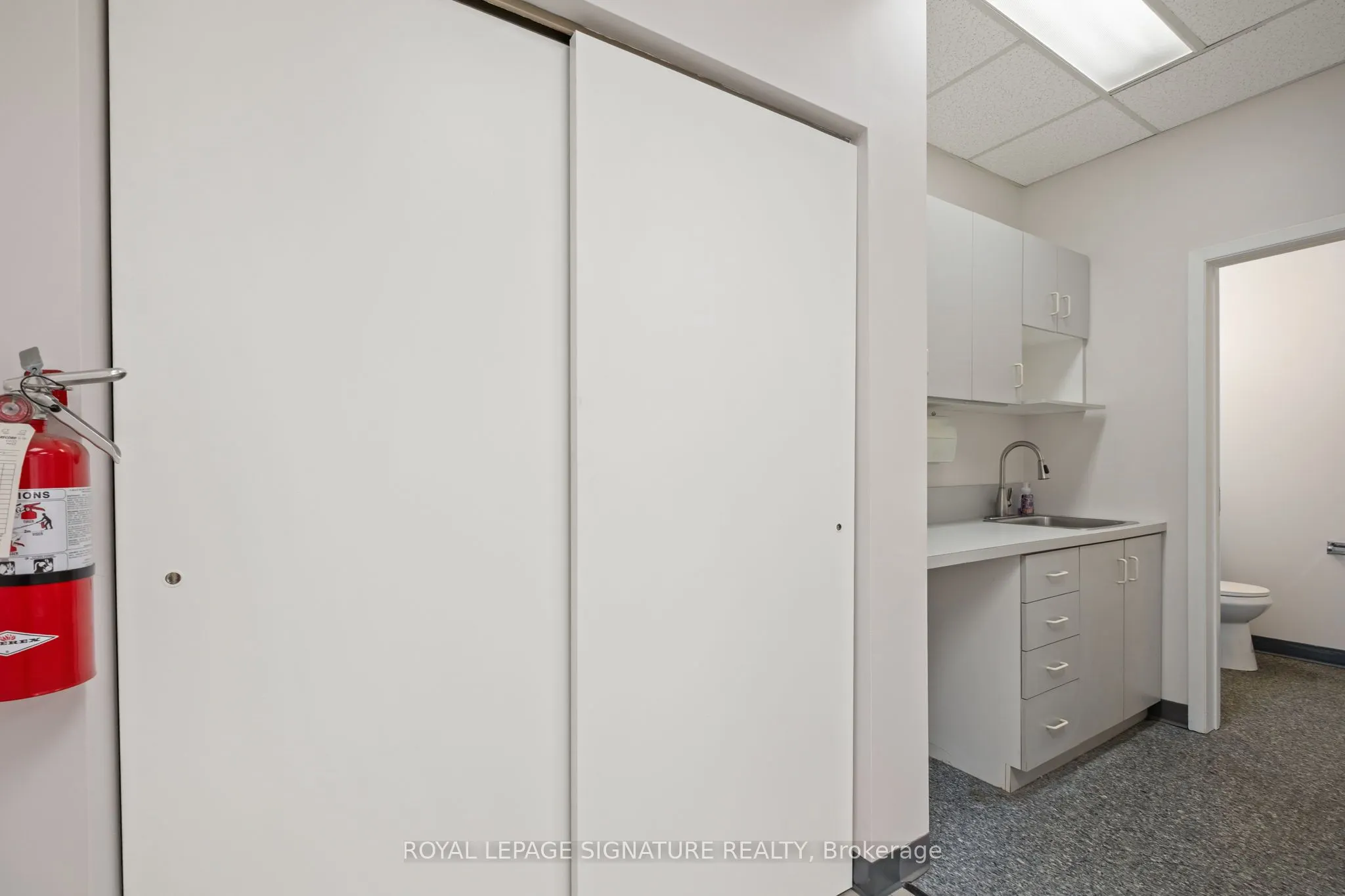 2285 Dunwin Drive, #14