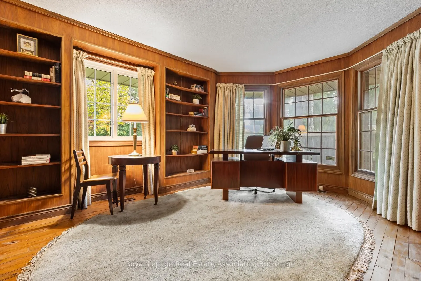 2235 Bennington Gate