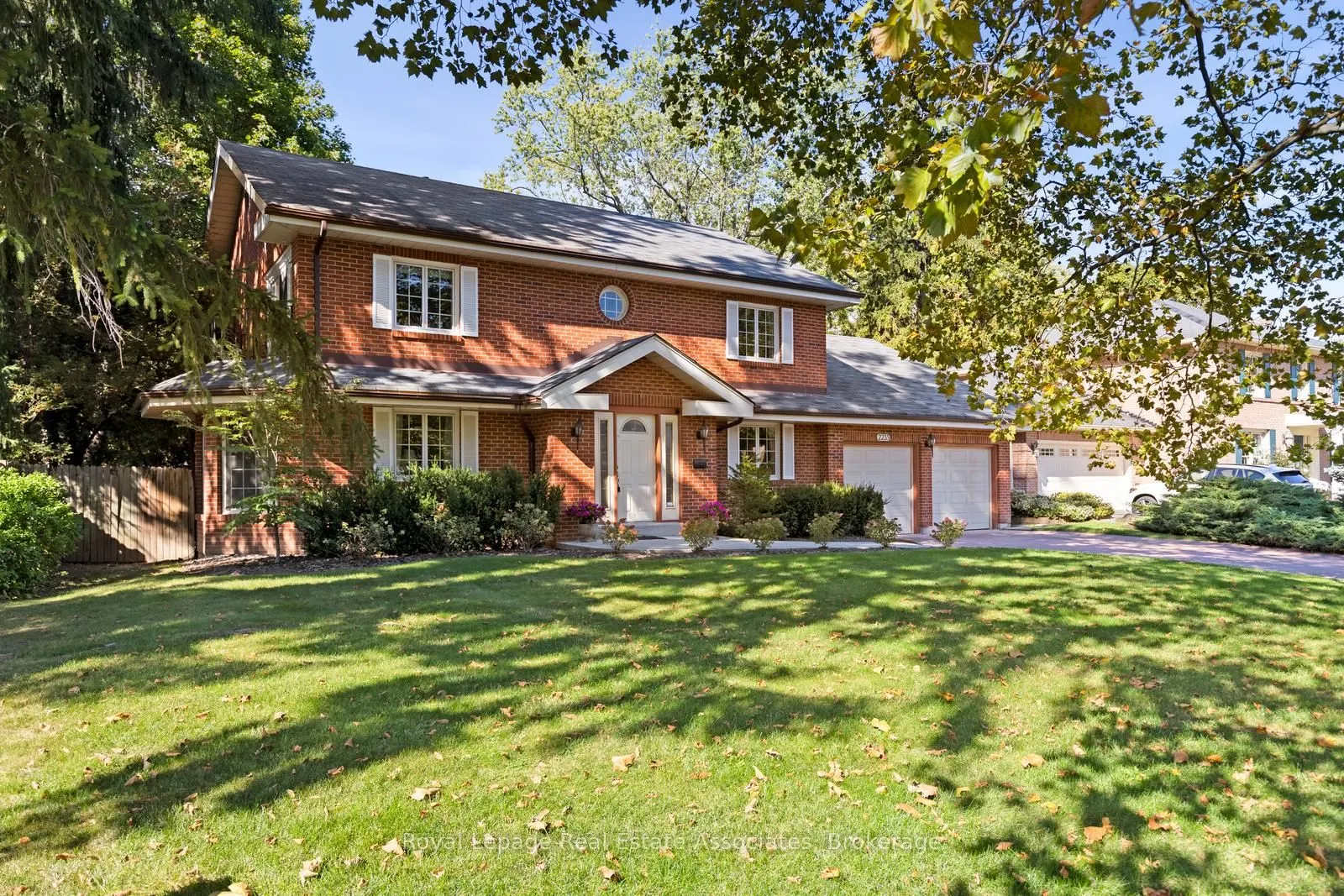 2235 Bennington Gate