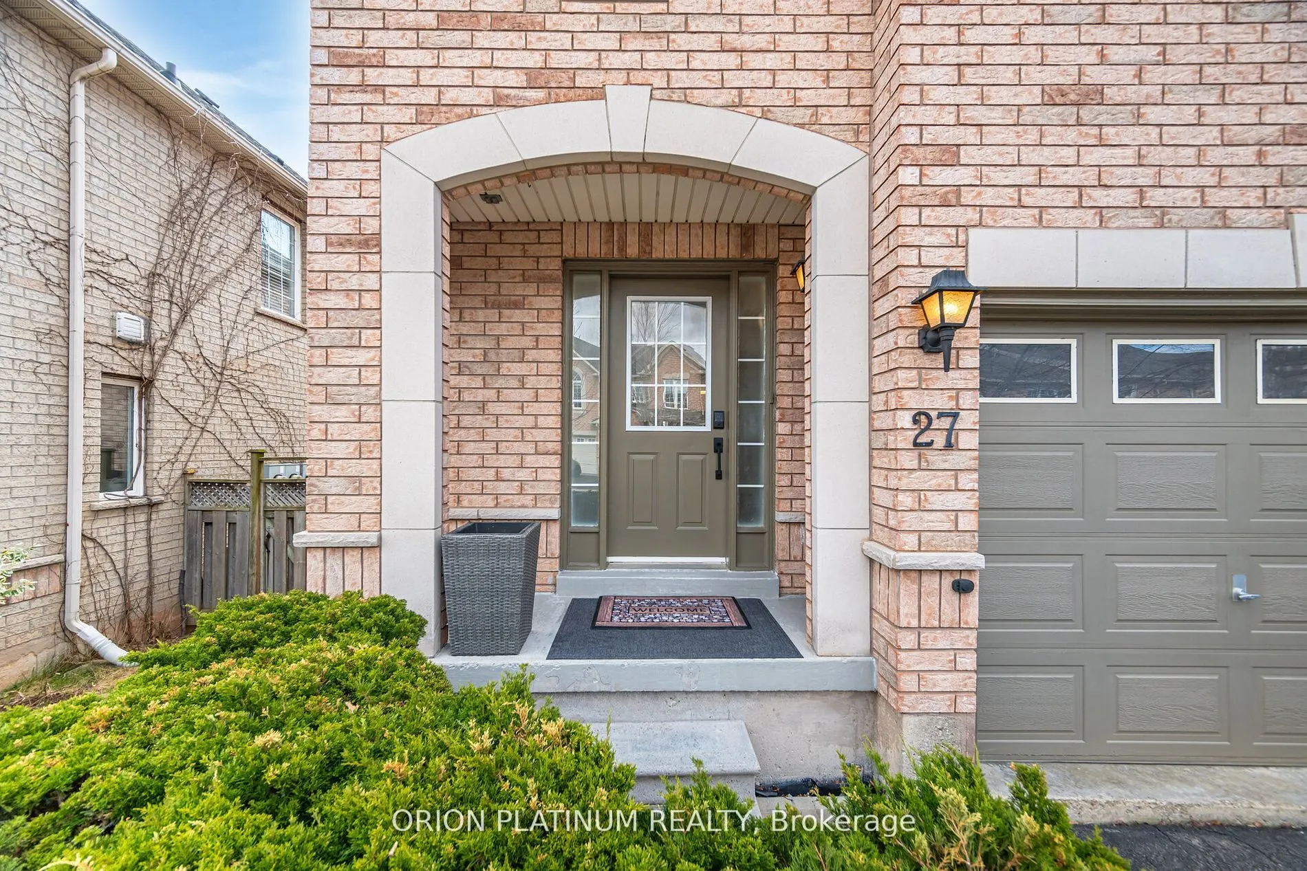 1290 Heritage Way, #27