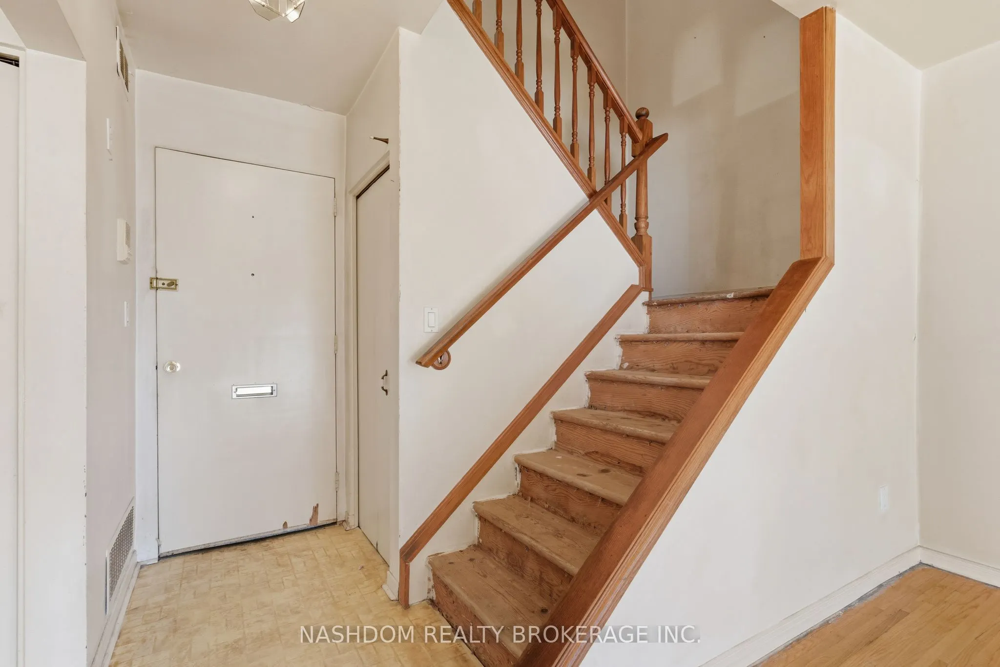 2069 Meadowbrook Road, #10