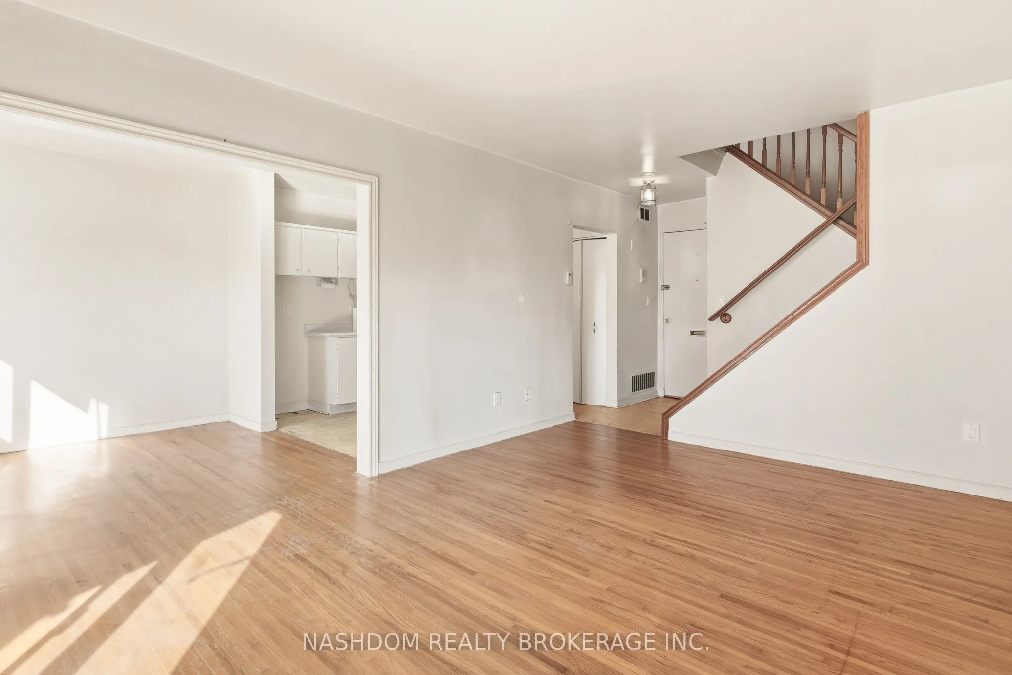 2069 Meadowbrook Road, #10