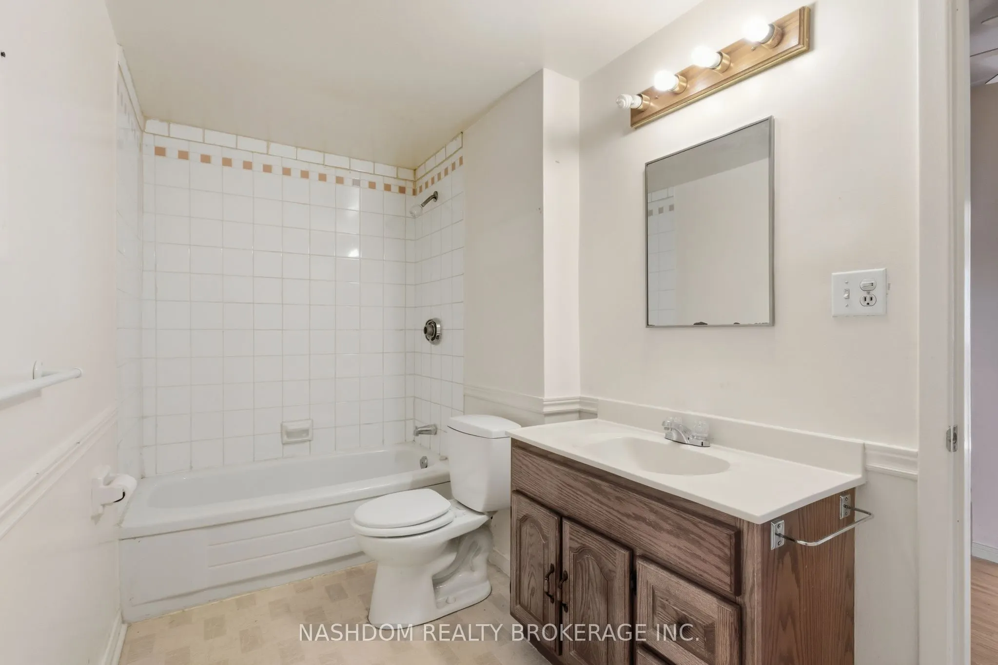 2069 Meadowbrook Road, #10