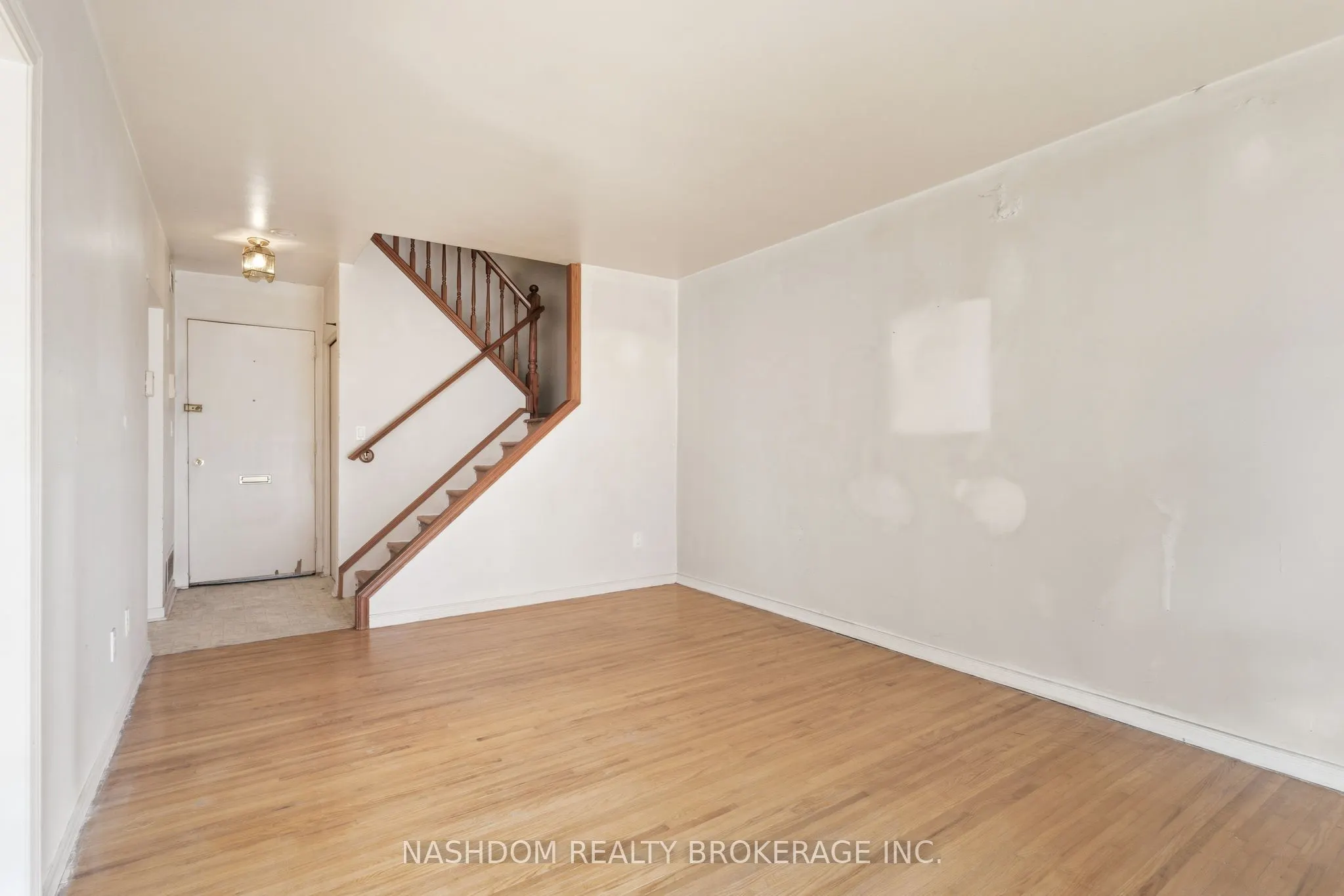 2069 Meadowbrook Road, #10