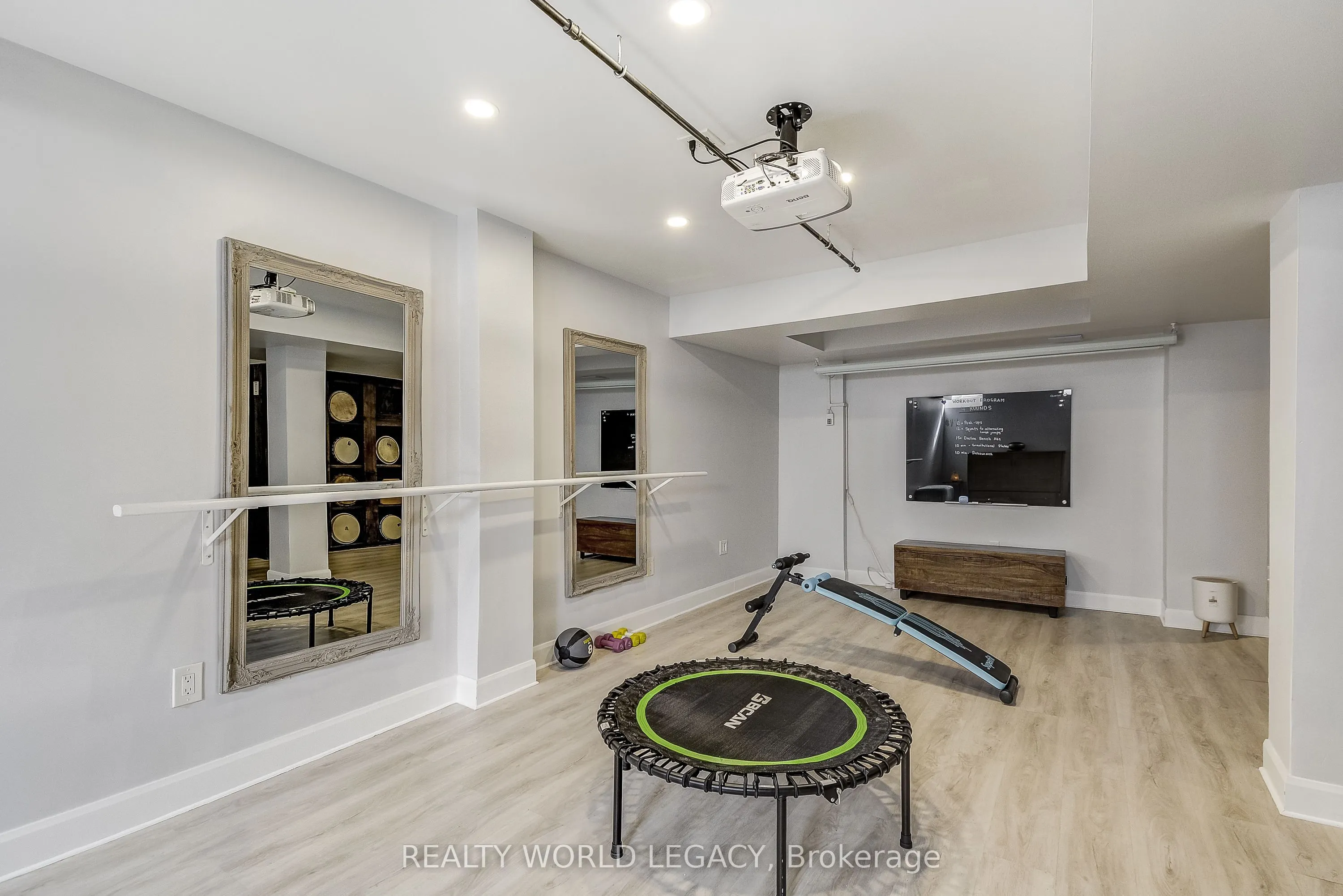 2511 Boros Road, #11