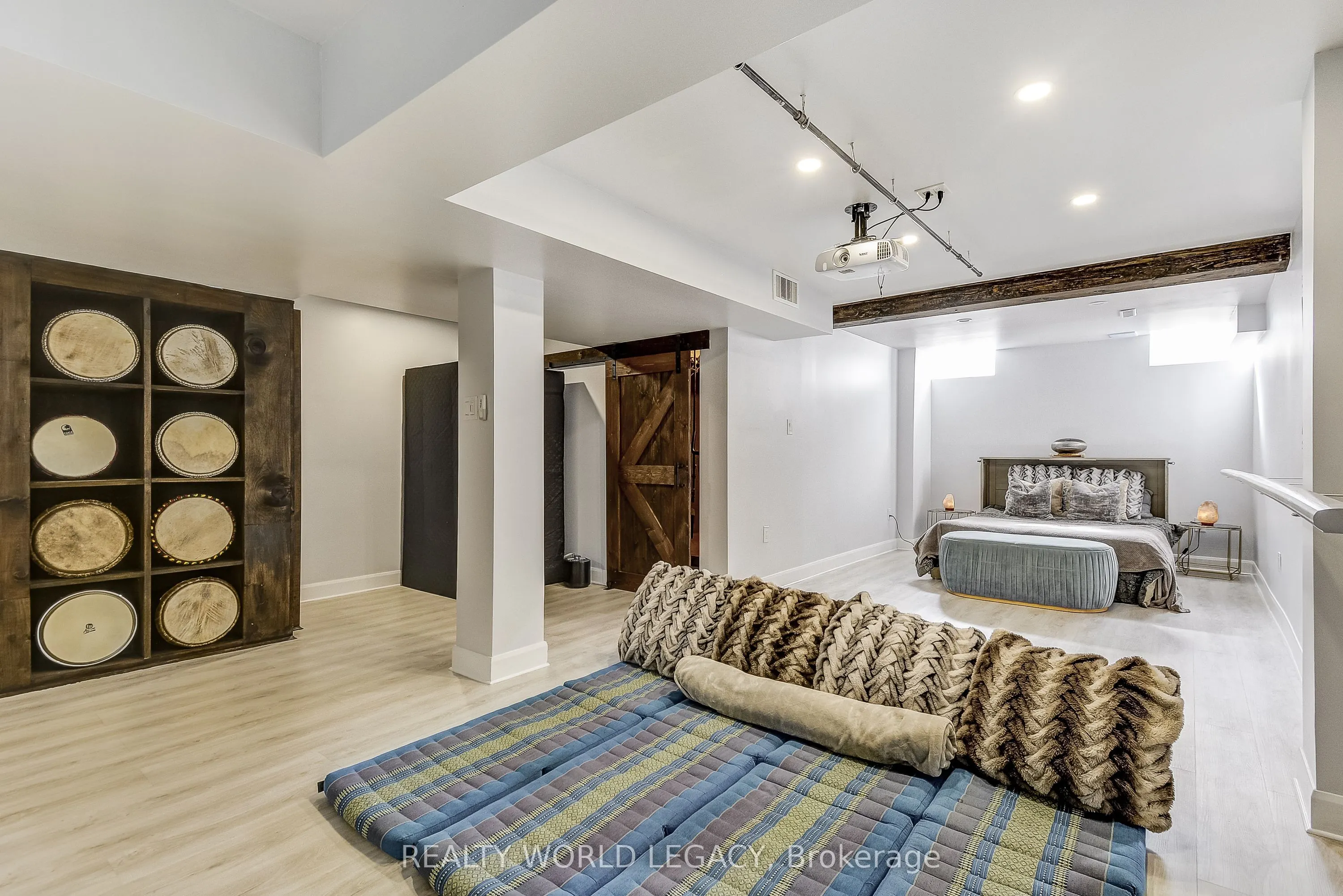 2511 Boros Road, #11