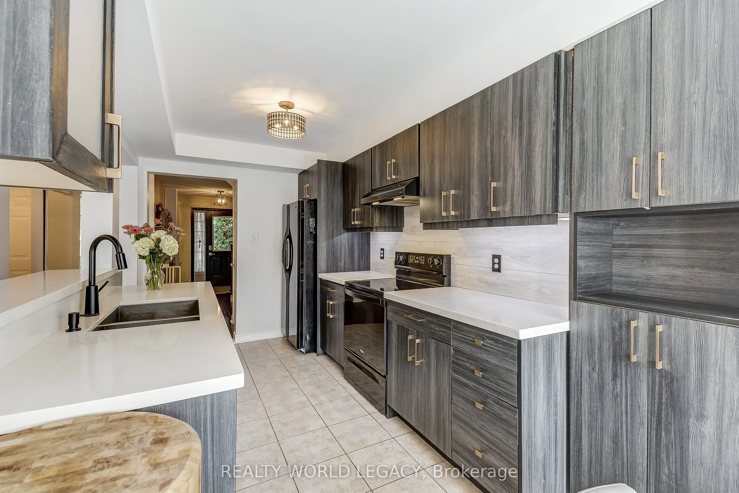 2511 Boros Road, #11