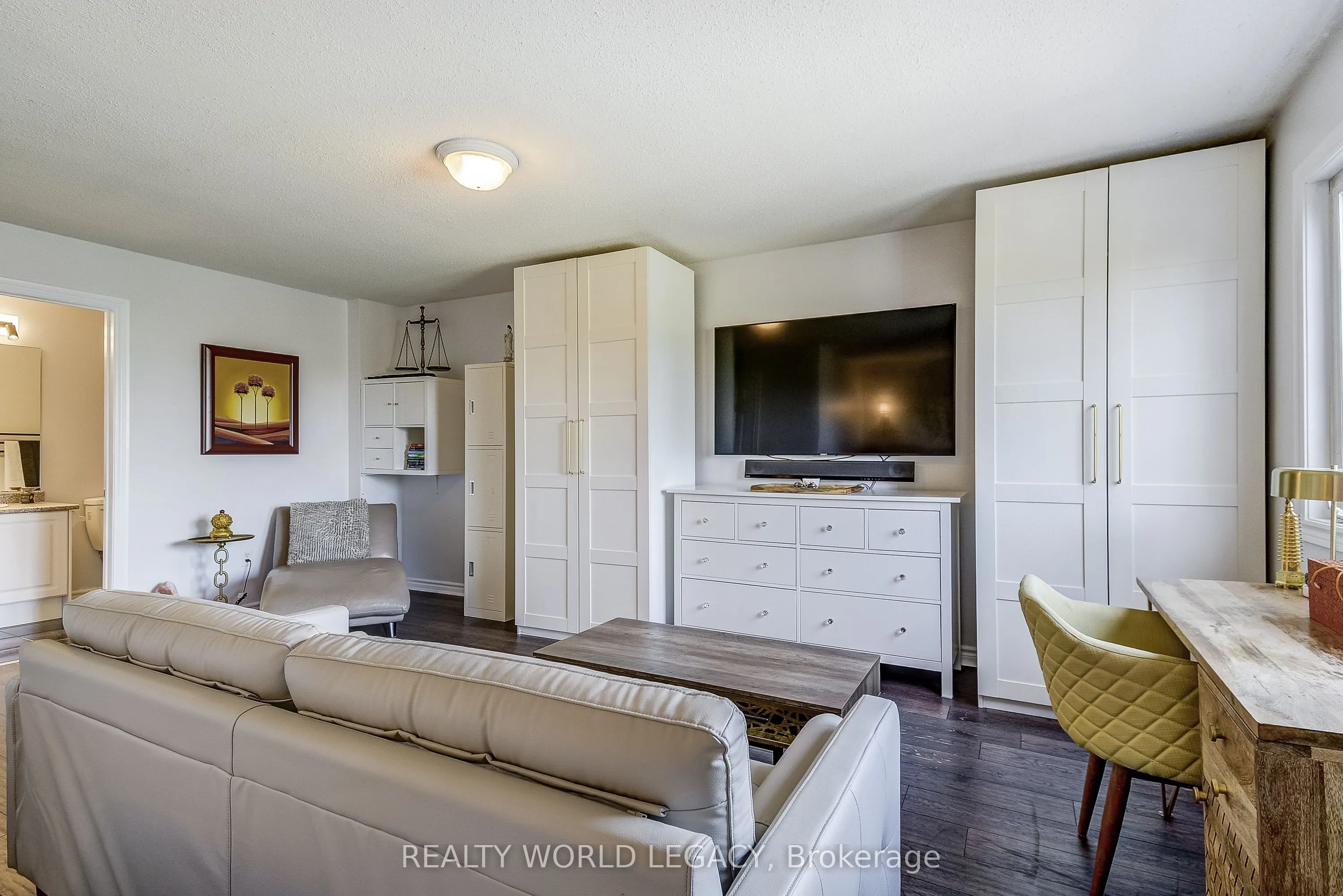 2511 Boros Road, #11