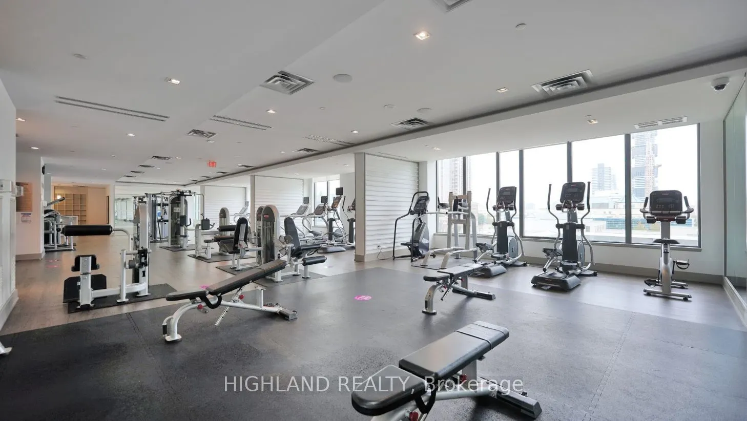 510 Curran Place, #2410