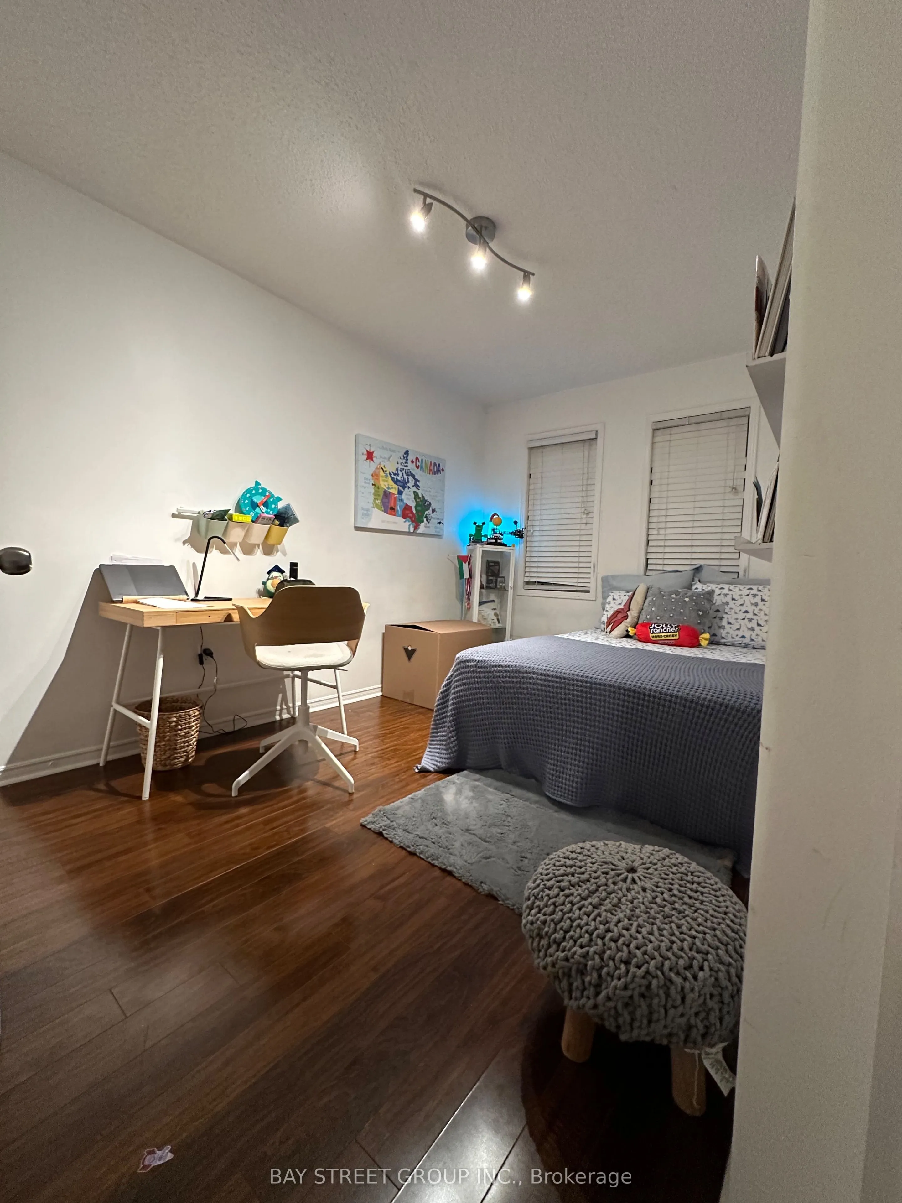 5530 Glen Erin Drive, #48