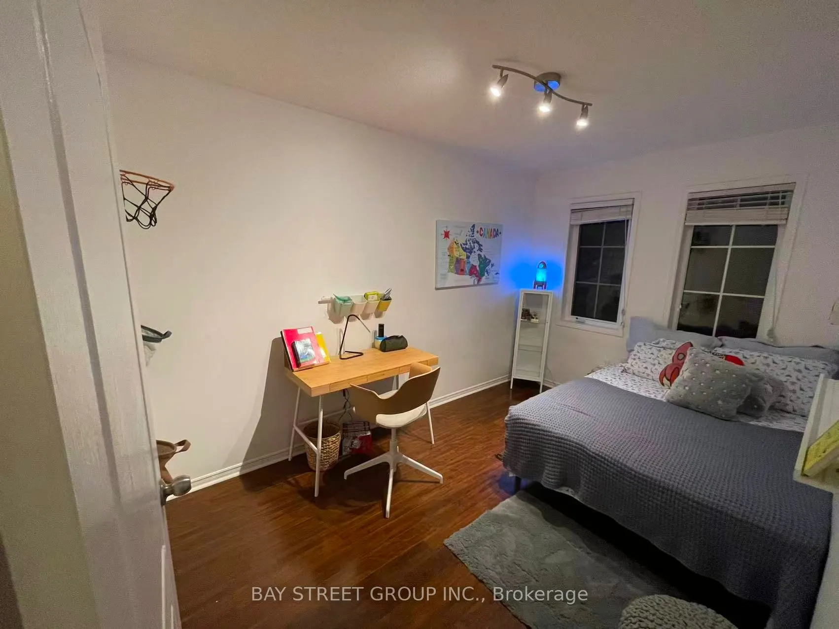 5530 Glen Erin Drive, #48