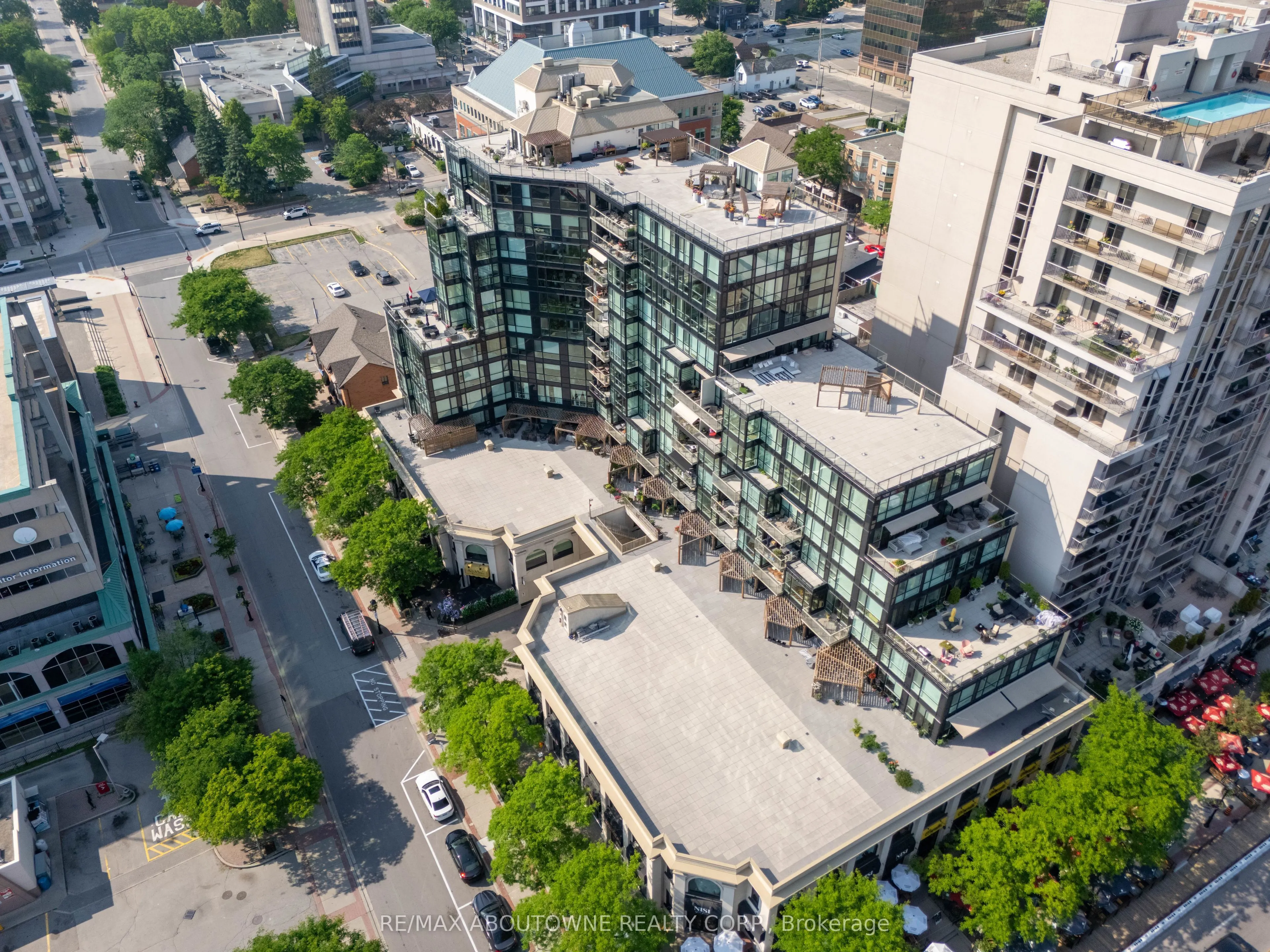 415 Locust Street, #1103