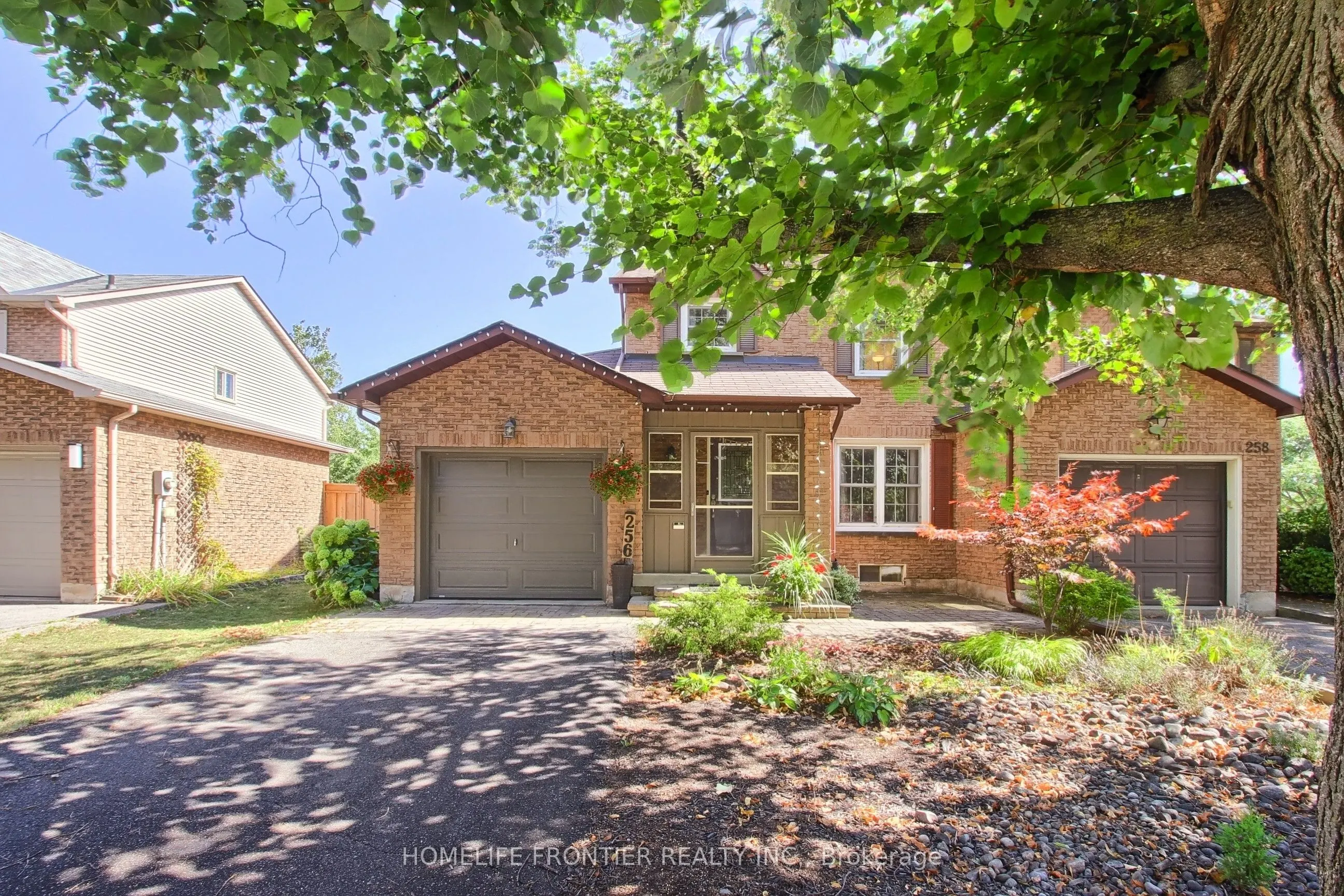 256 Ross Lane